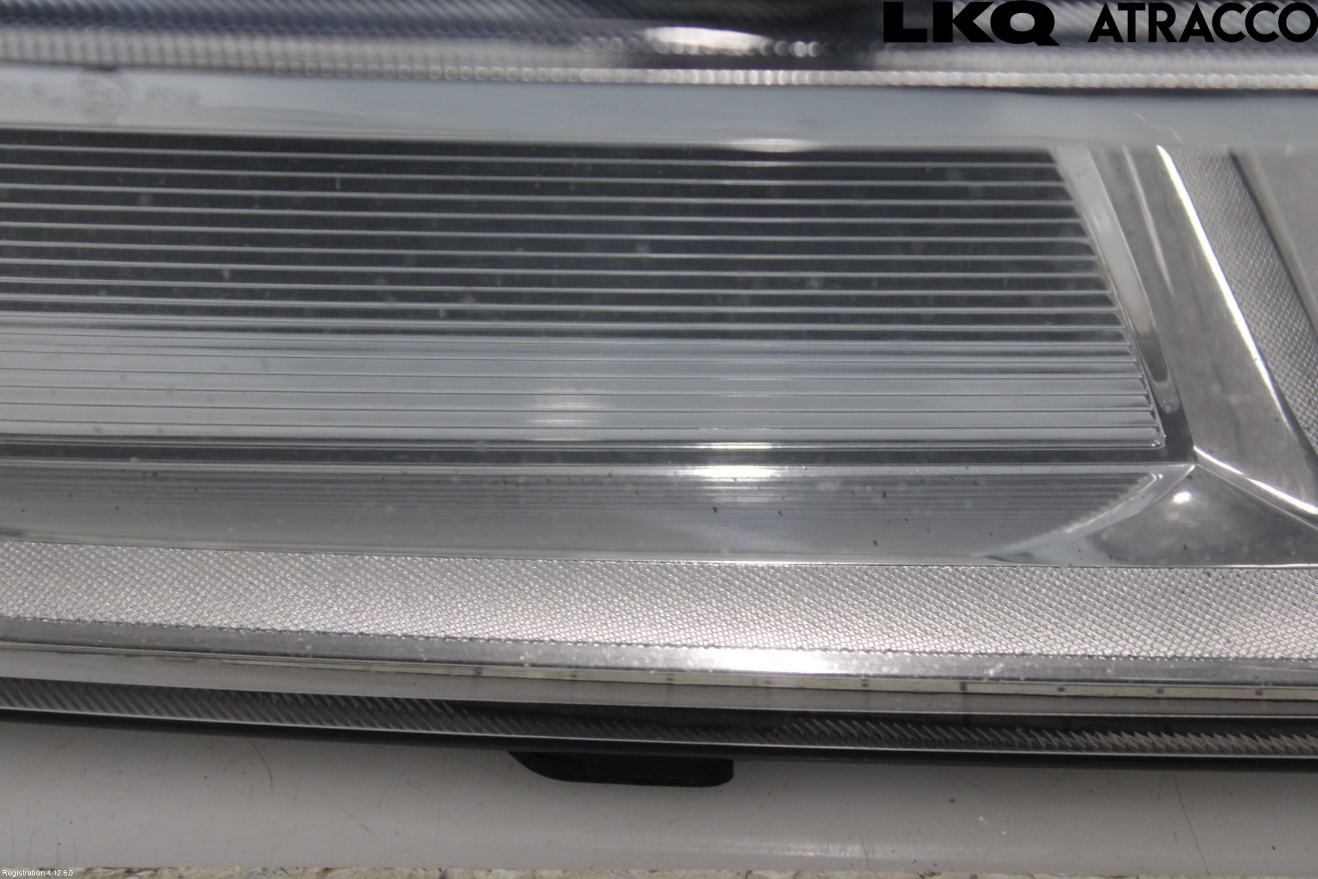 Volkswagen VW PASSAT 15-19 Dimljussarg Fram