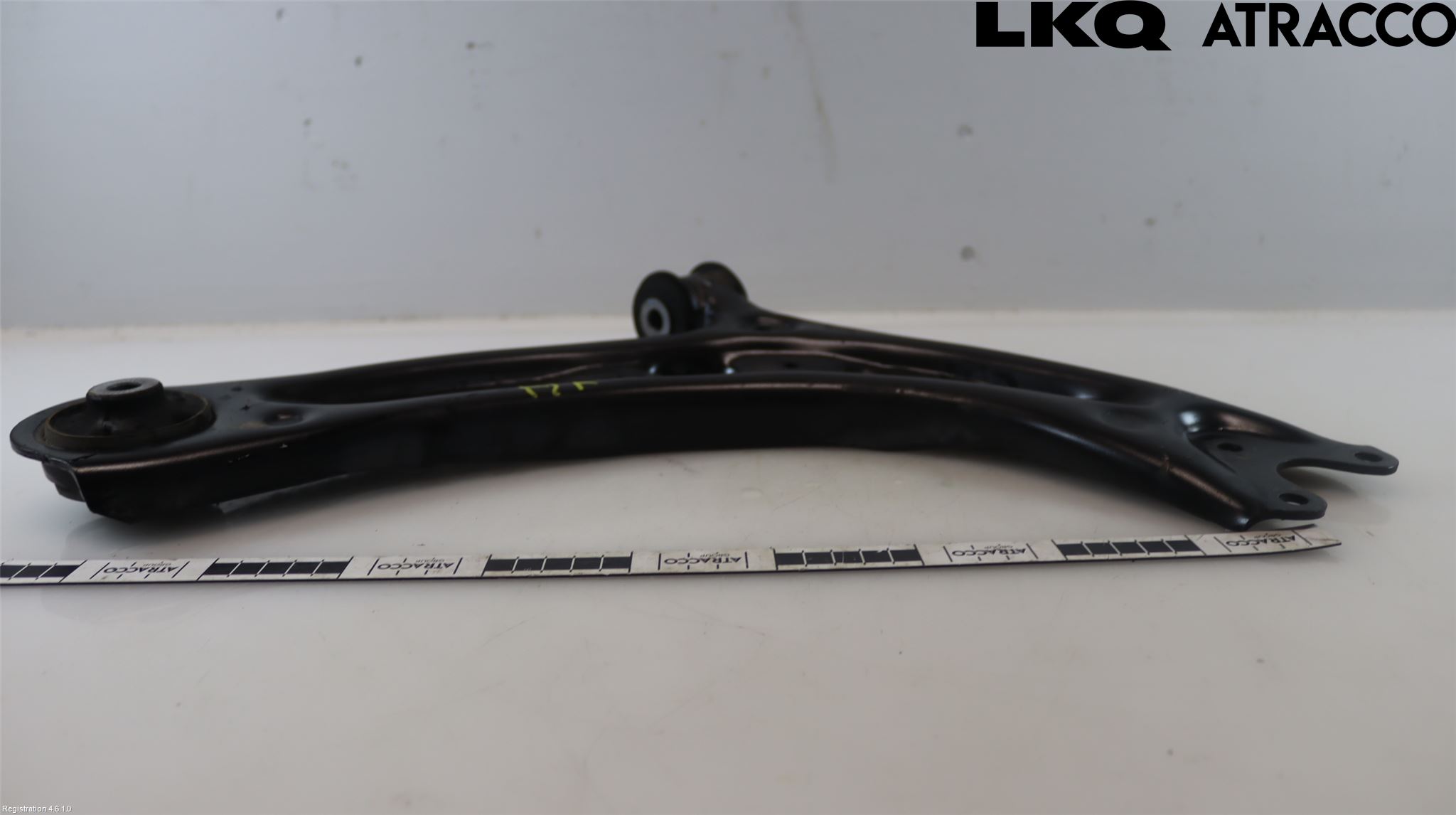 Skoda OCTAVIA (NX) 20- Bärarm Fram Undre Hö