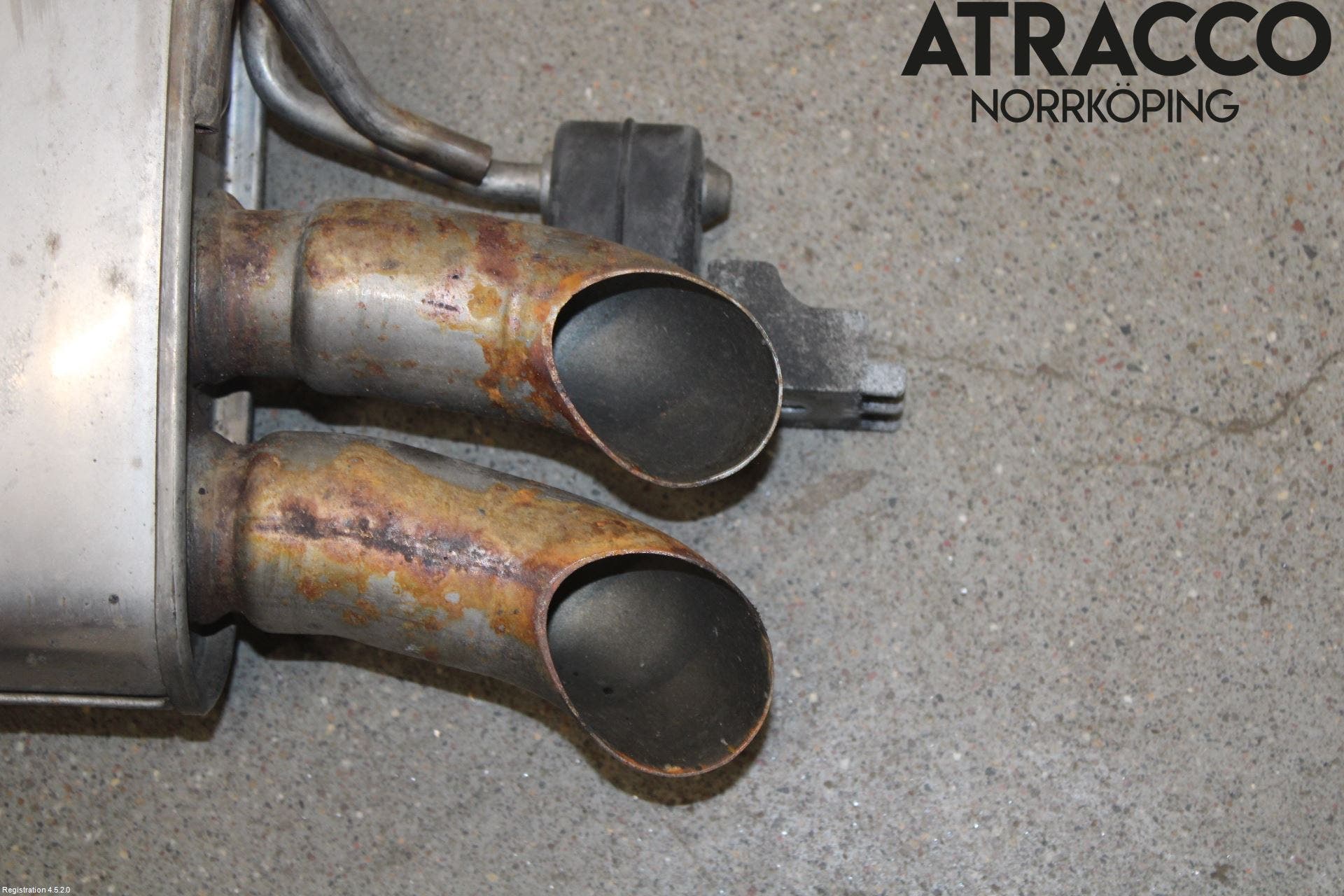 Audi A3/S3 8Y 21- Avgas Halvsats