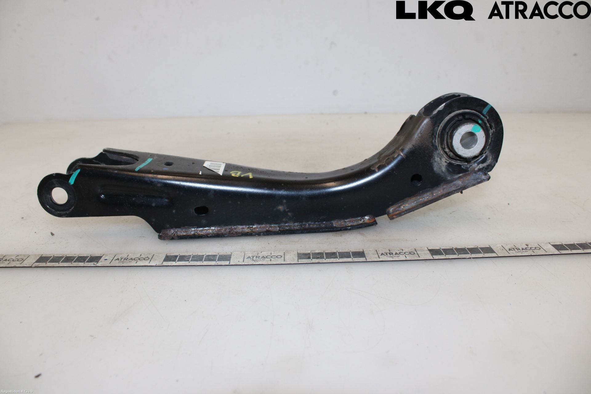 MG 4 23- Bärarm Bak Övre Vänster