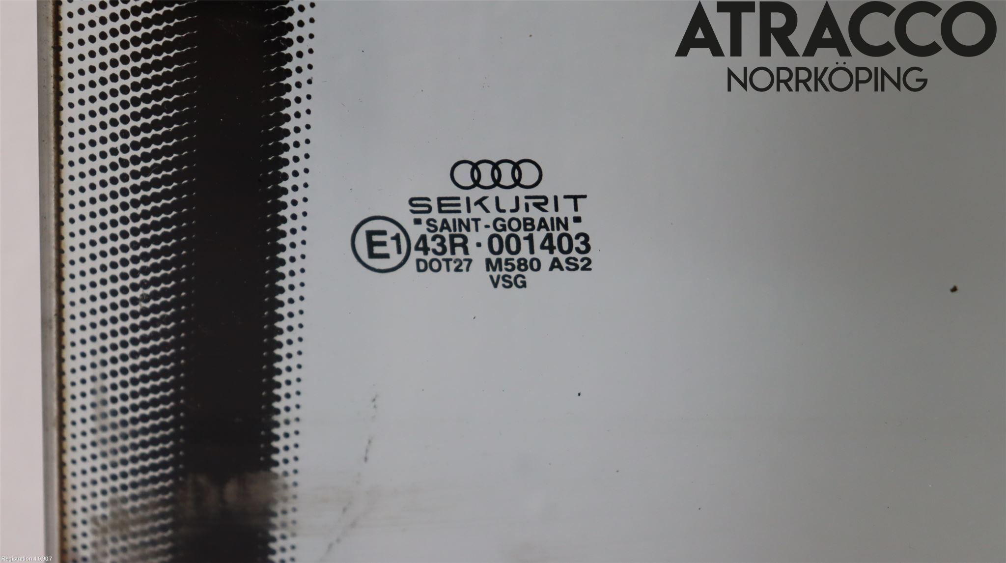 Audi A8/S8 4D 94-02 Dörruta Bak Vänster