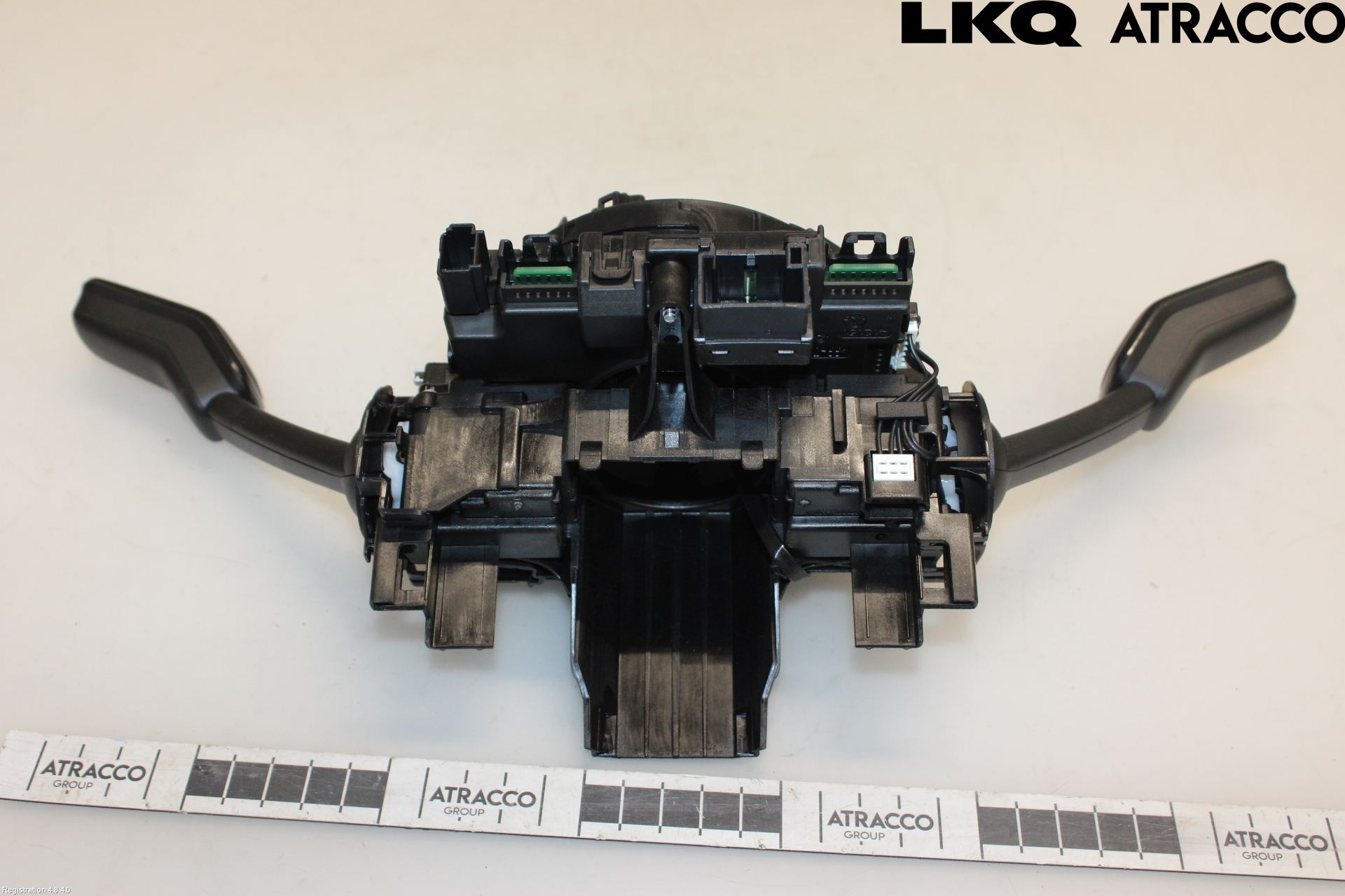 Volkswagen VW PASSAT 15-19 Spakcentral
