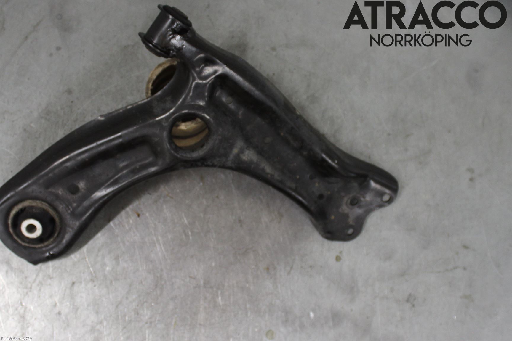 Skoda FABIA 15-21 Bärarm Fram Undre Hö