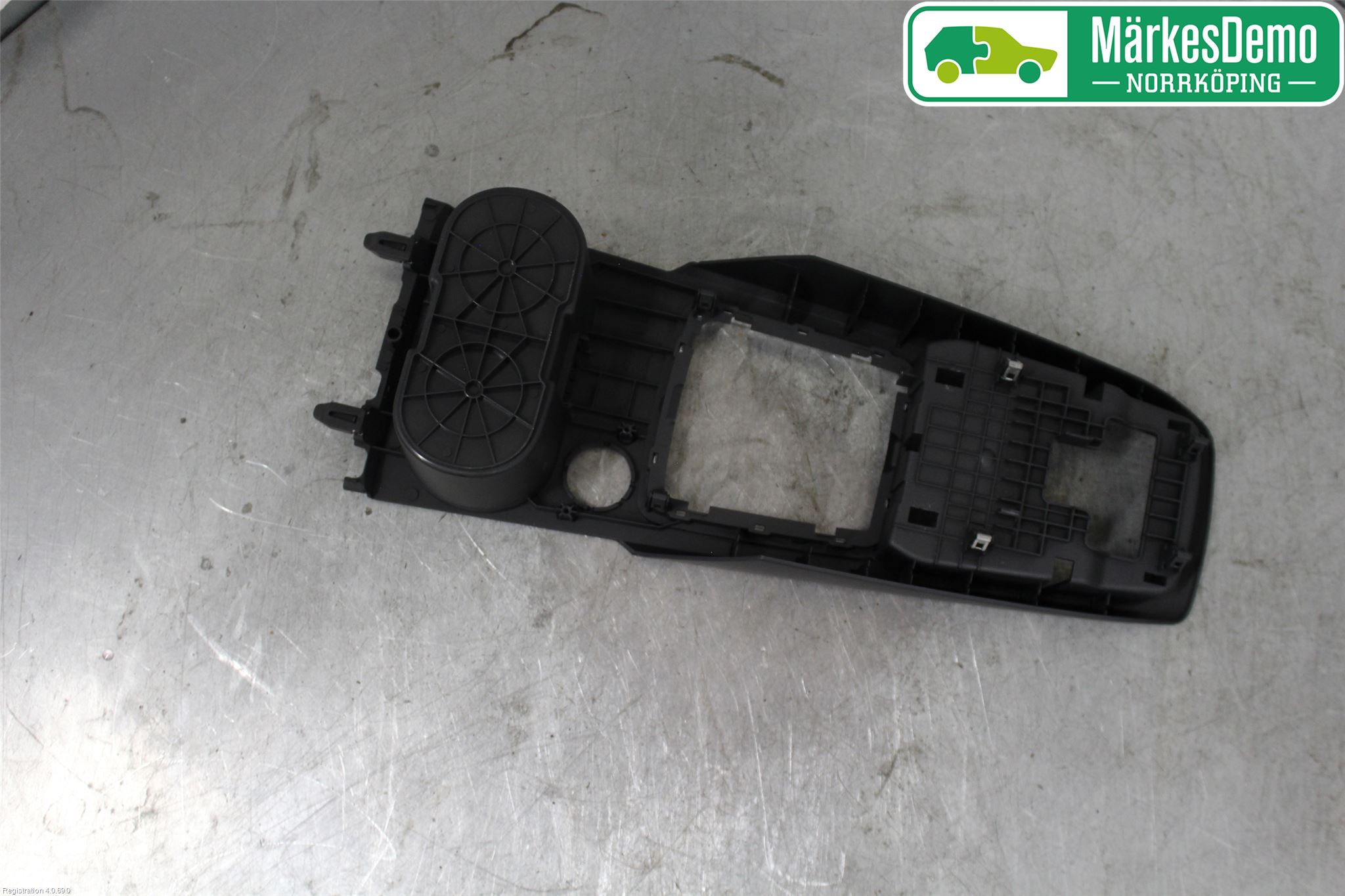 Audi Q2/SQ2 17- Inr Tunnelfack