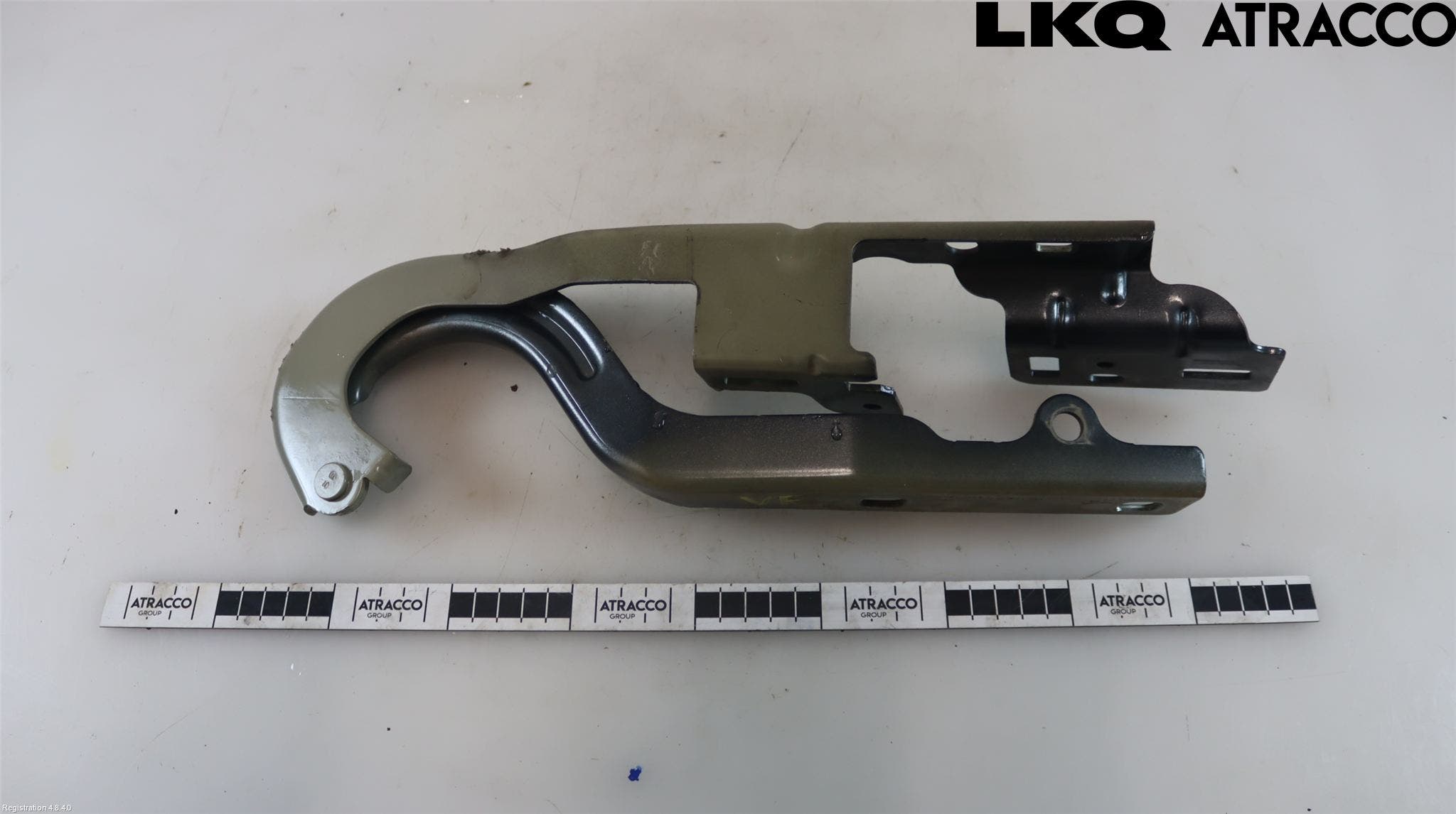 Peugeot 5008 10-16 Huvgångjärn