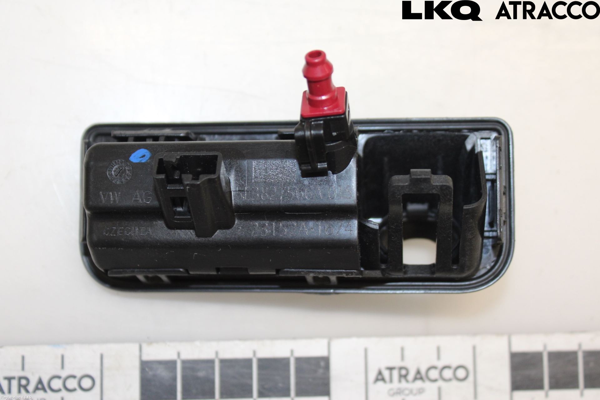 Skoda ENYAQ iV 21- Bakluckehandtag