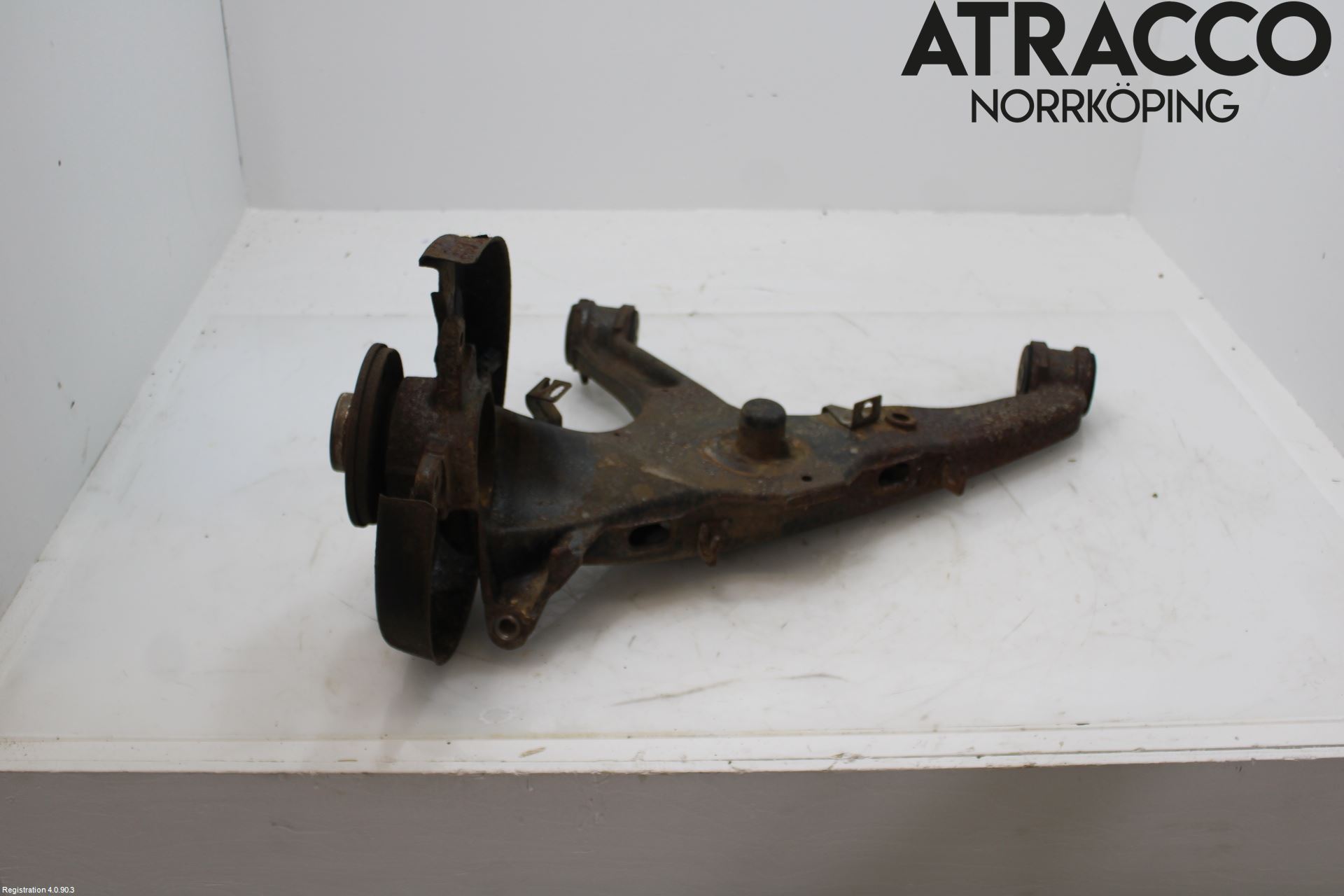 Volkswagen VW TRANSP/CARAVELLE (T5) 04-15 Bärarm Bak Vänster