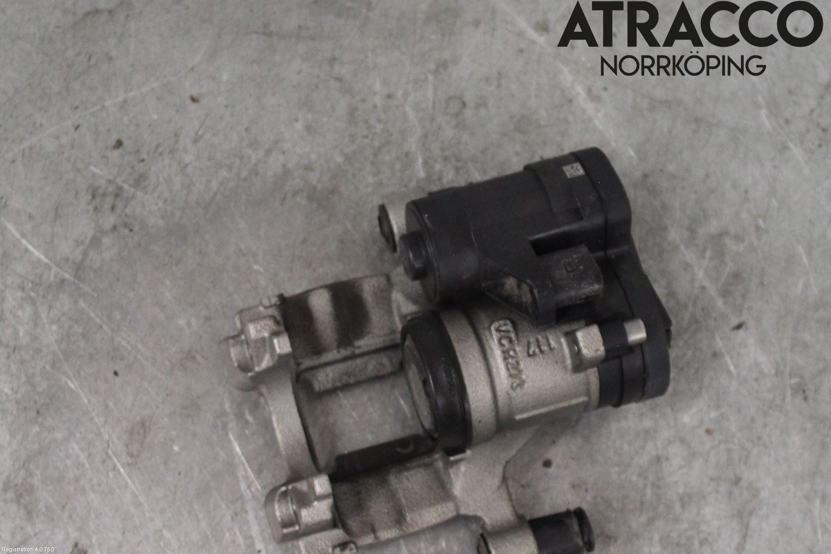 Volkswagen VW PASSAT 15-19 Bromsok Bak Vänster