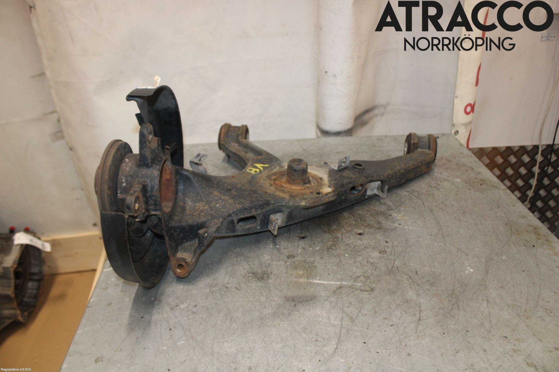 Volkswagen VW TRANSP/CARAVELLE (T6) 16-22 Bärarm Bak Vänster