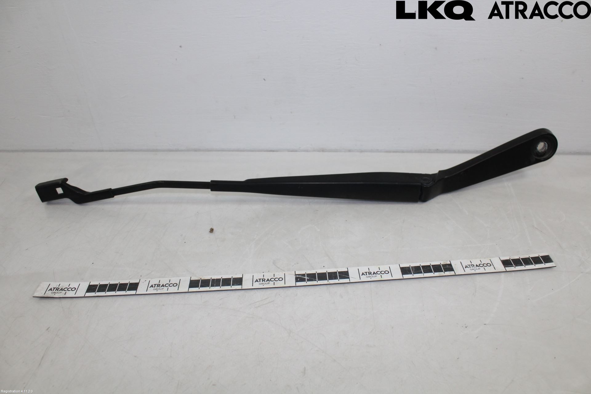 Jaguar XE (X760) 15-24 Torkararm Armar Vindruta