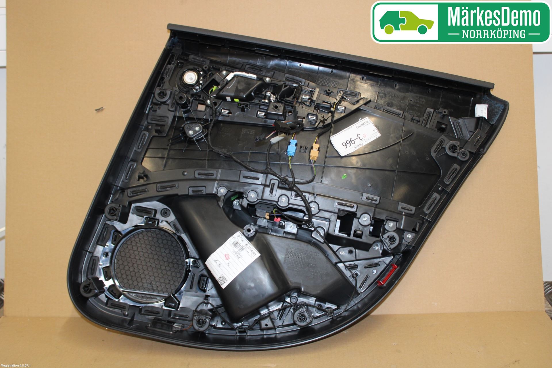 Audi A4/S4 B9 16-19 Dörrklädsel Vä