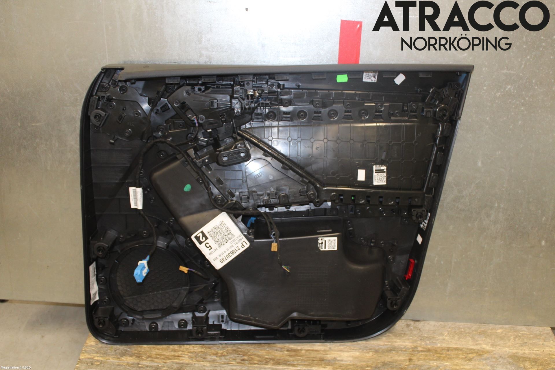 Audi Q3 F3 19- Dörrklädsel Vä