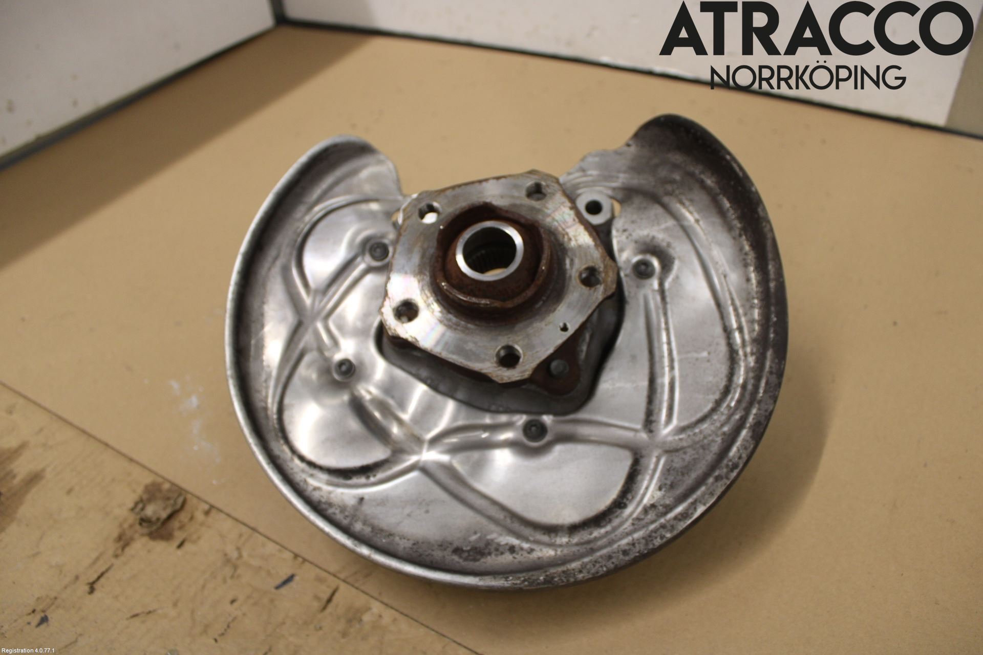 Audi Q5/SQ5 17- Hjullagerhus-Spindel Hö B