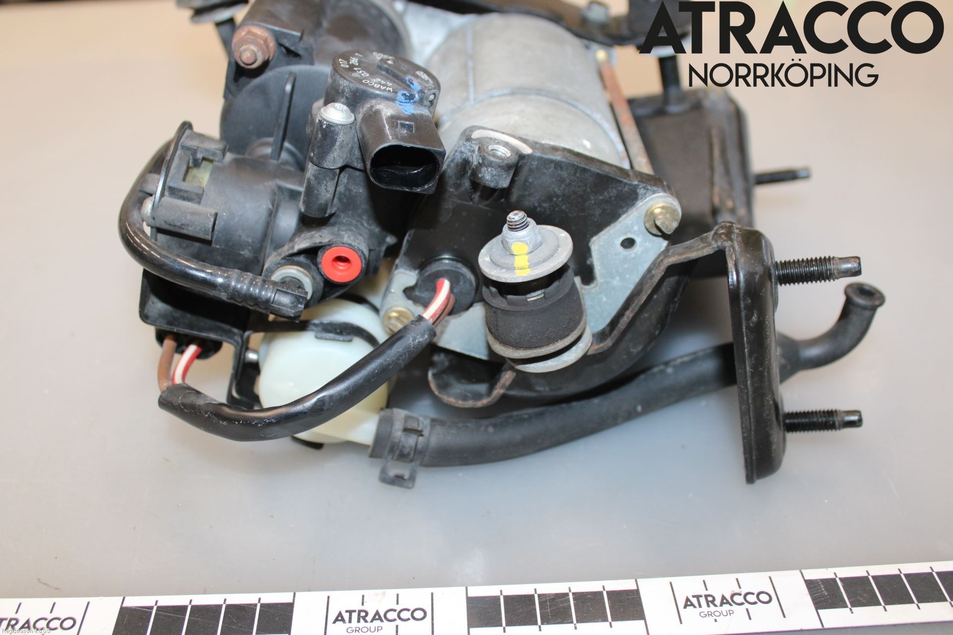 Jaguar XJ X350        03-09 Kompressor Stöt-Fjädring