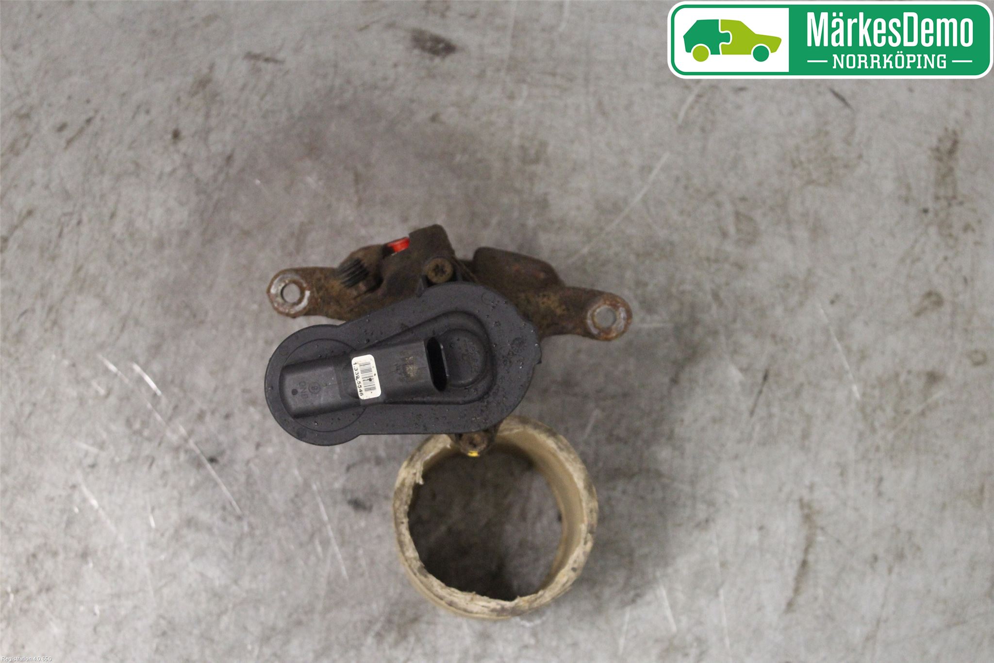 Volkswagen VW PASSAT 11-14 Bromsok Bak Vänster