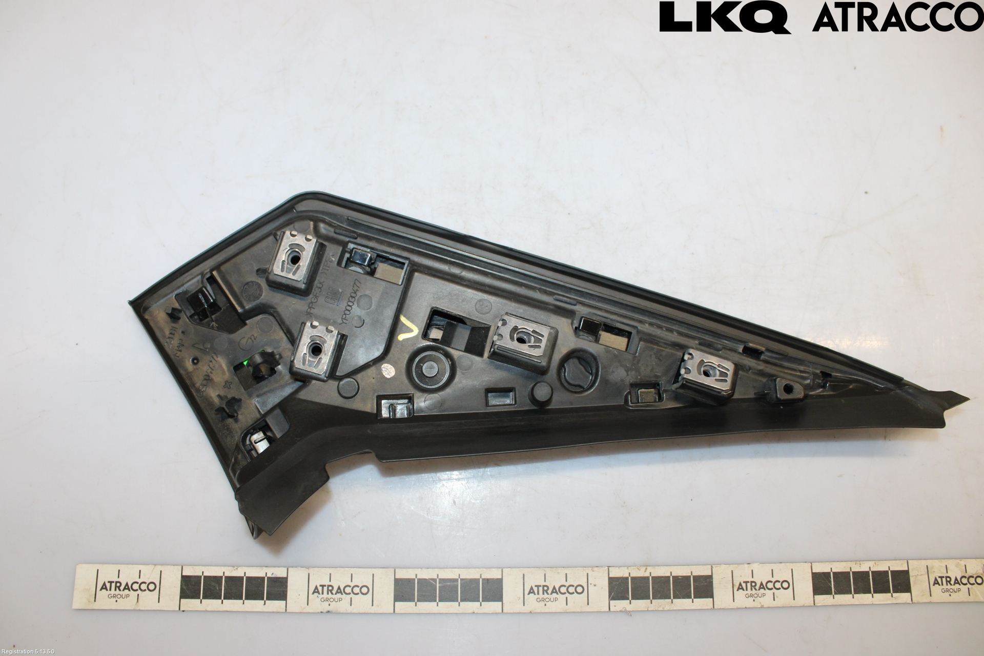 Opel GRANDLAND X 18- Spoiler Baklucka