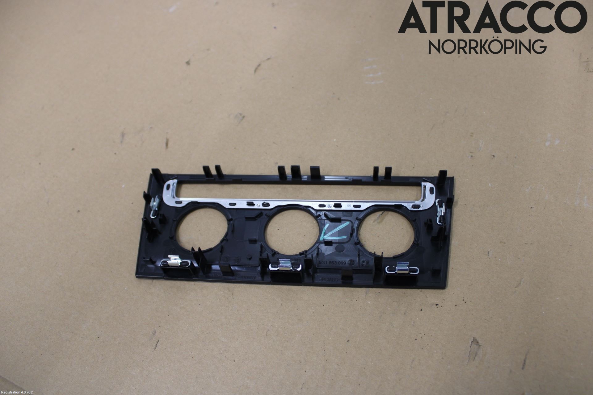 Volkswagen VW GOLF / E-GOLF VII 13-20 Instrument-Radio Sarg