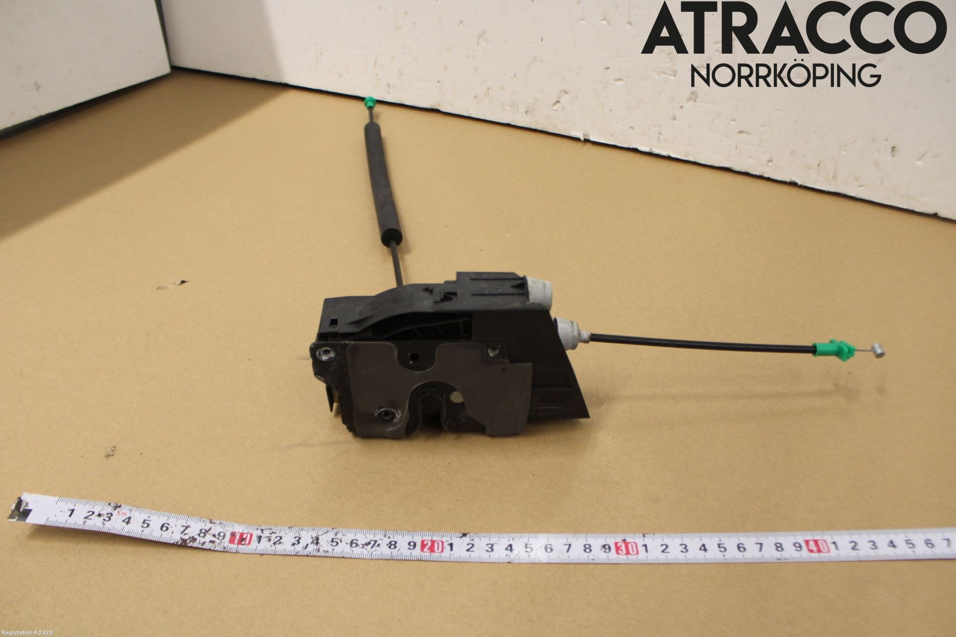 Jaguar F-PACE Låskista-Dörrlås