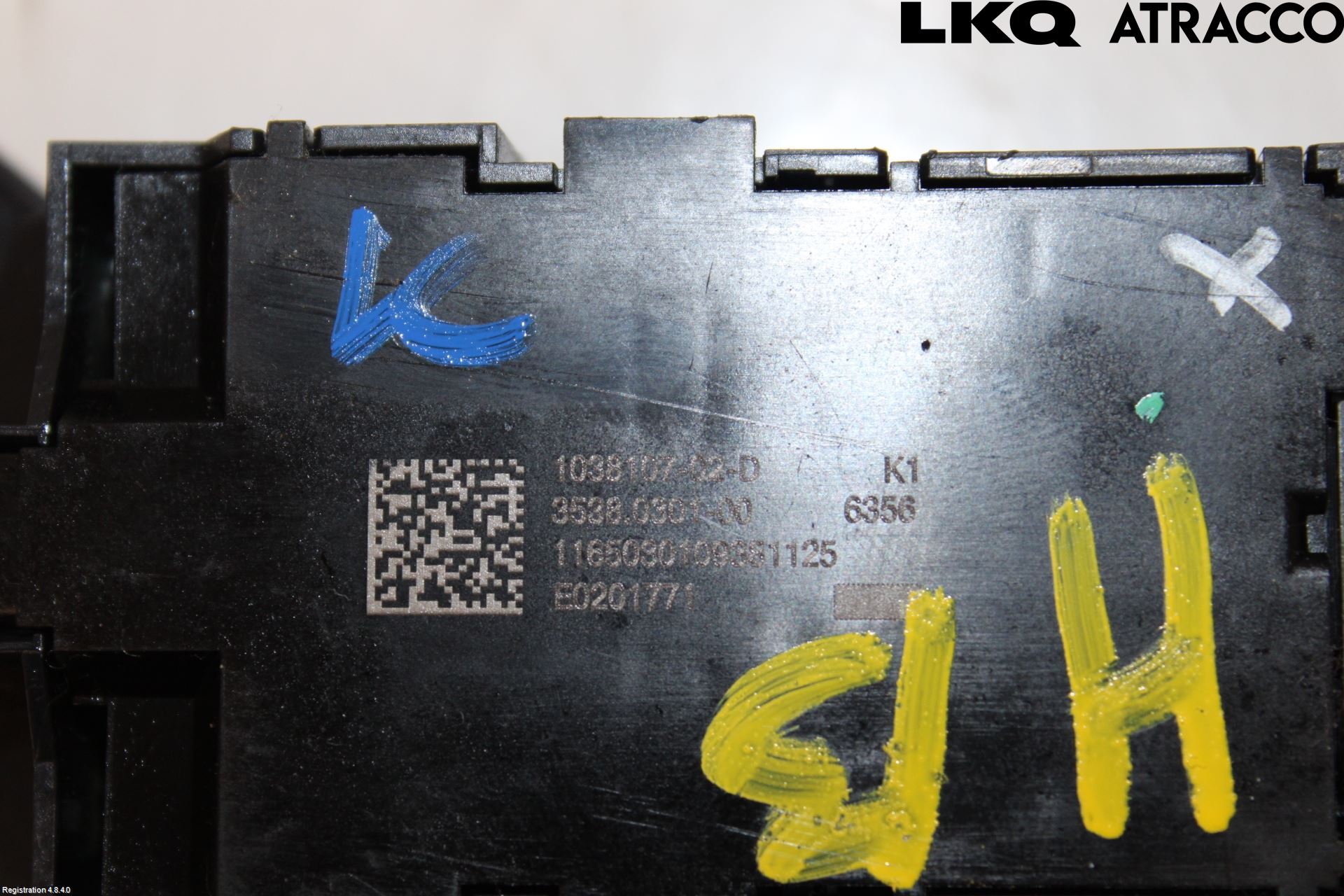 Tesla MODEL X 16- Strömställare Dörröppnare