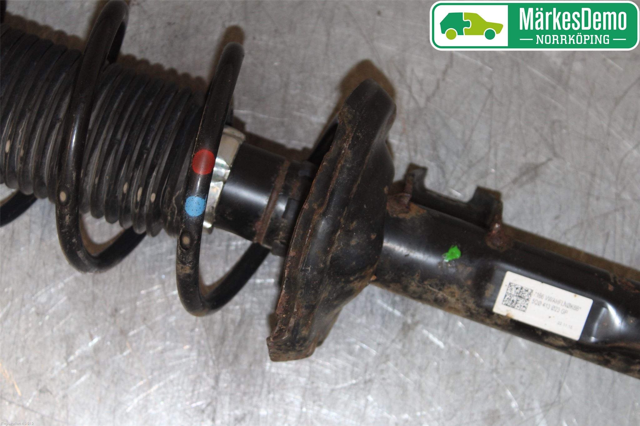 Volkswagen VW GOLF / E-GOLF VII 13-20 Fjäderben Fram Höger
