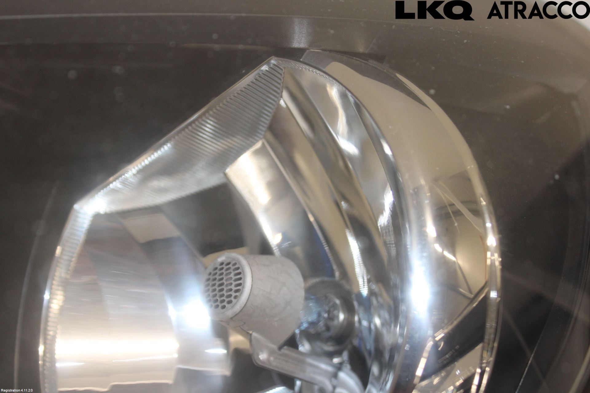 Volkswagen VW TOURAN 10-15 Strålkastare Vänster