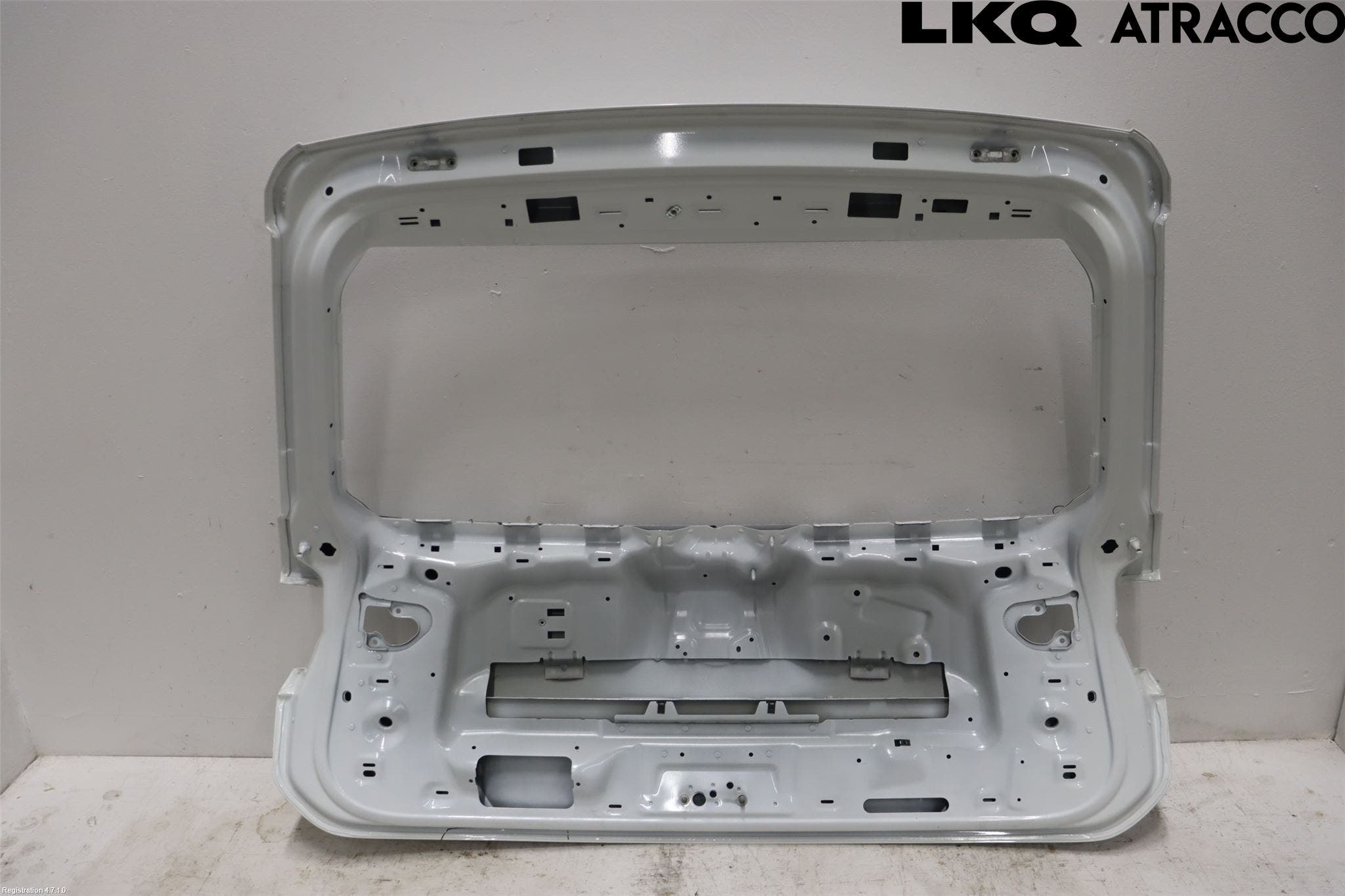 Volkswagen VW TIGUAN 16-24 Baklucka Kombi