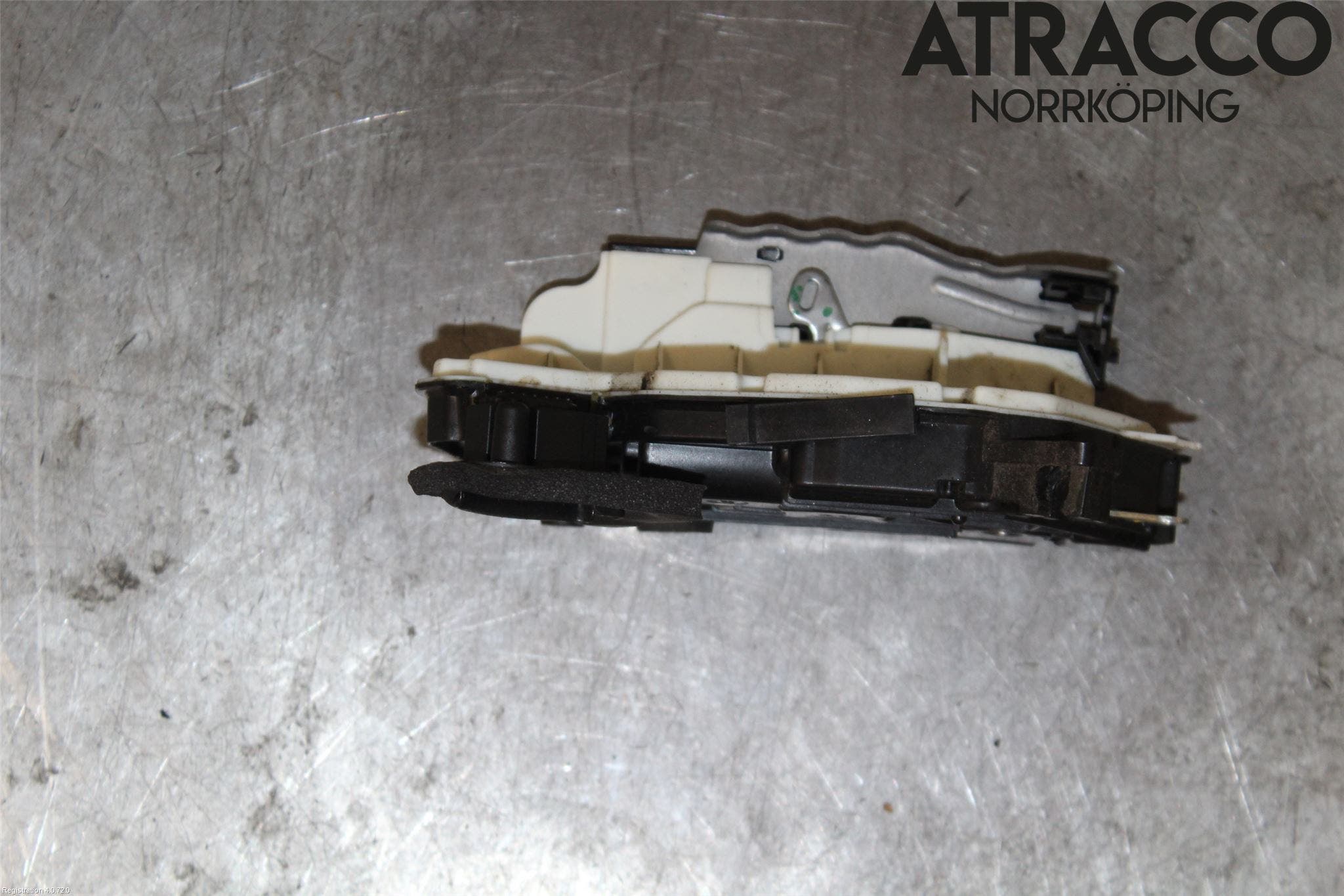 Skoda FABIA 15-21 Låskista-Dörrlås