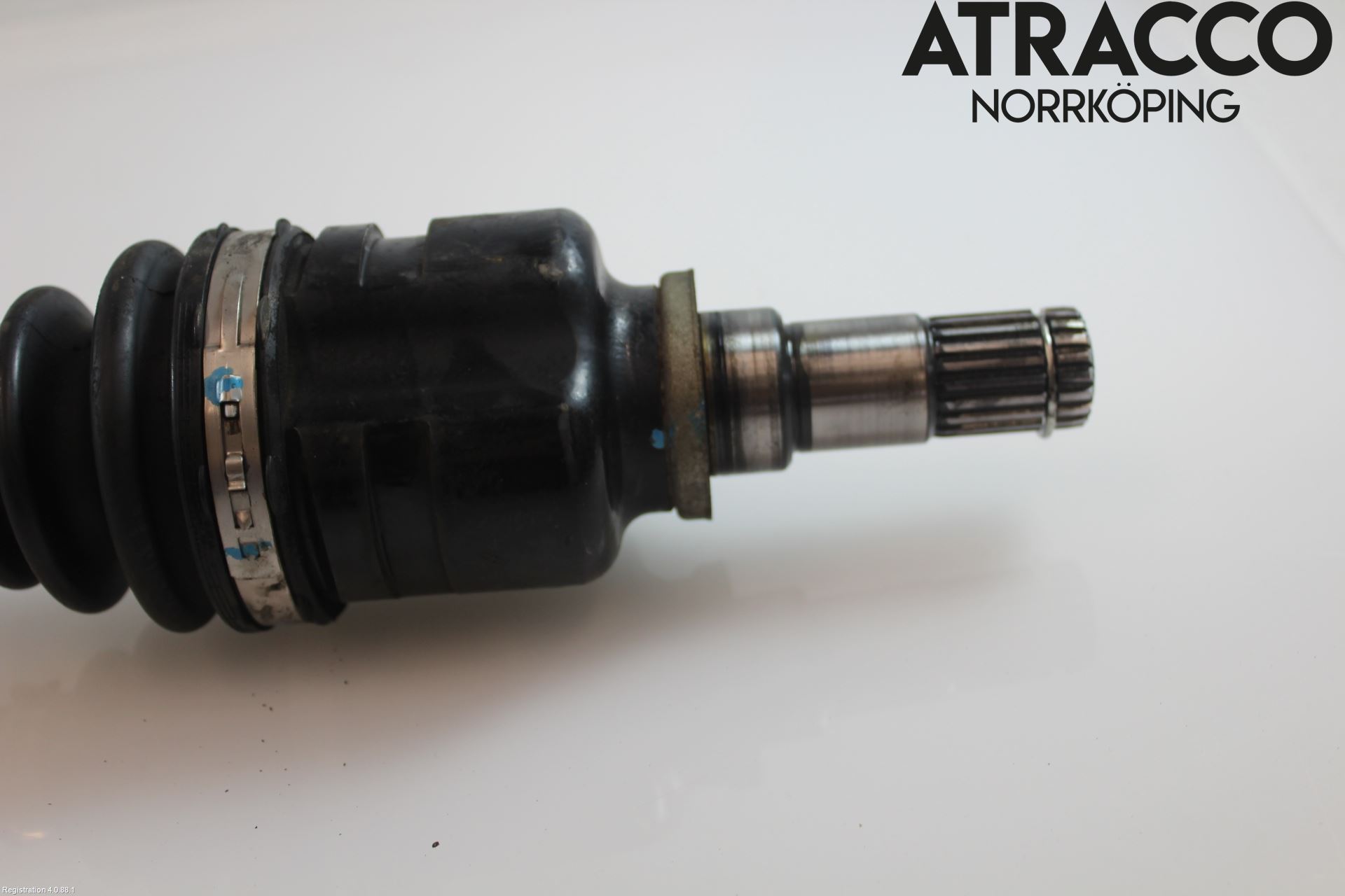 Toyota AVENSIS 09-15 Drivaxel Fram Höger