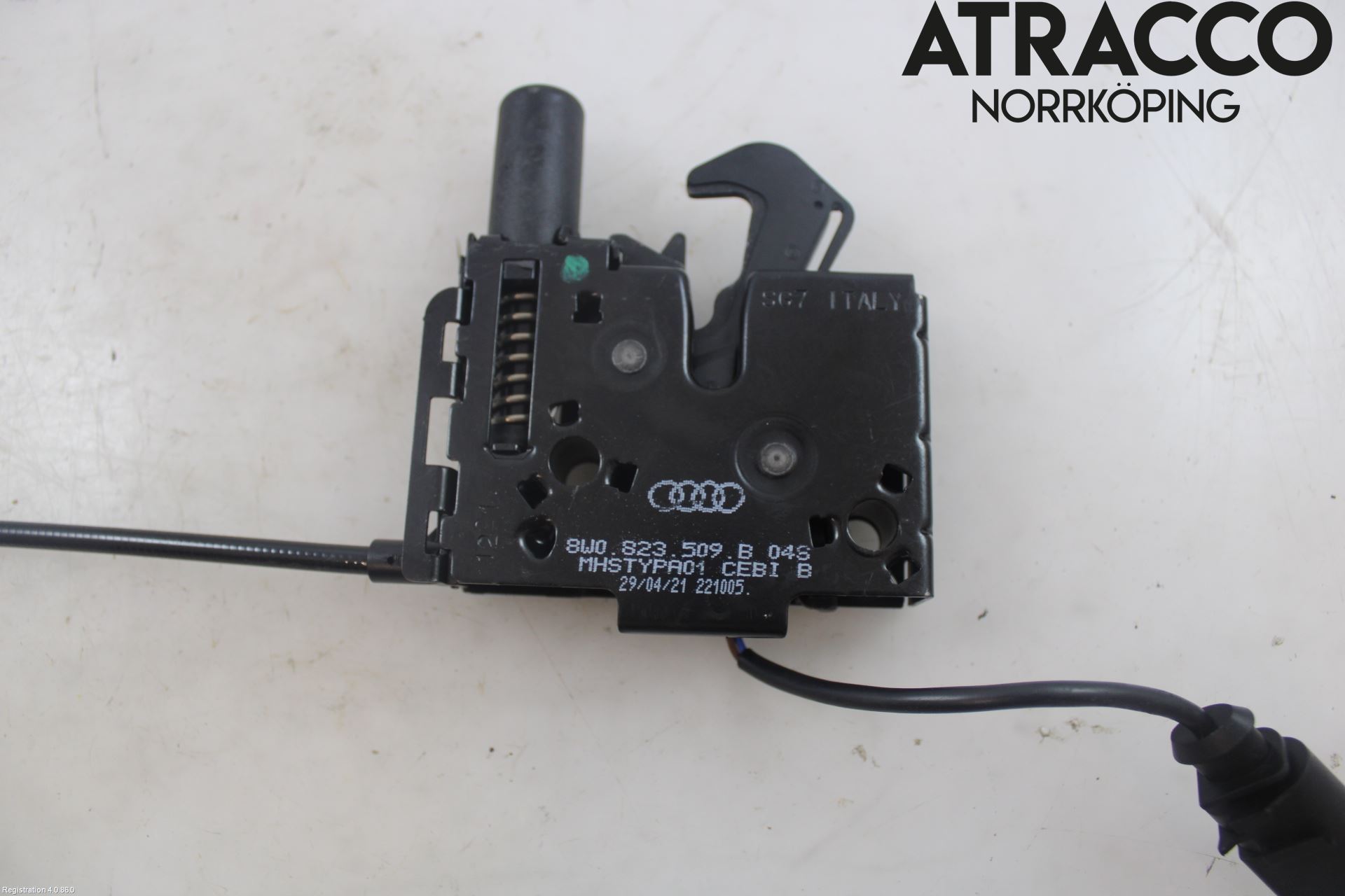 Audi Q4 E-TRON FZ 22- Huvlås