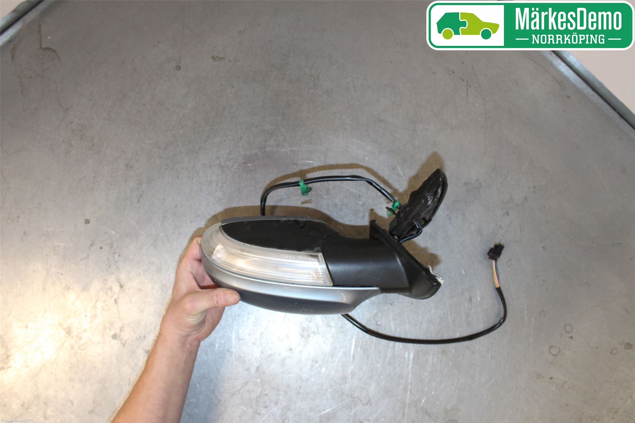 Volkswagen VW PASSAT 05-11 Spegel Yttre El Vä