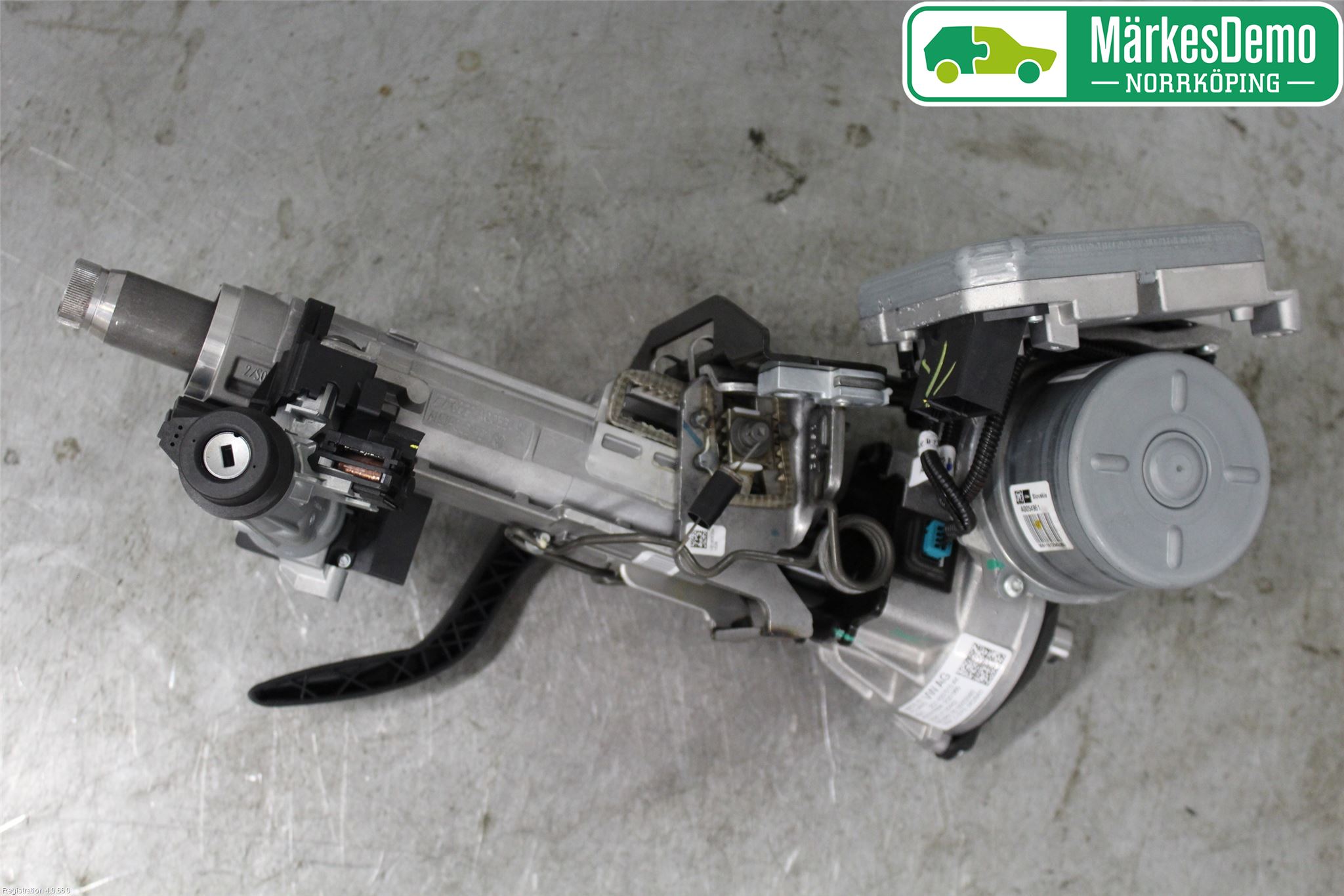 Seat ARONA Rattaxelagg Med Inb Servo