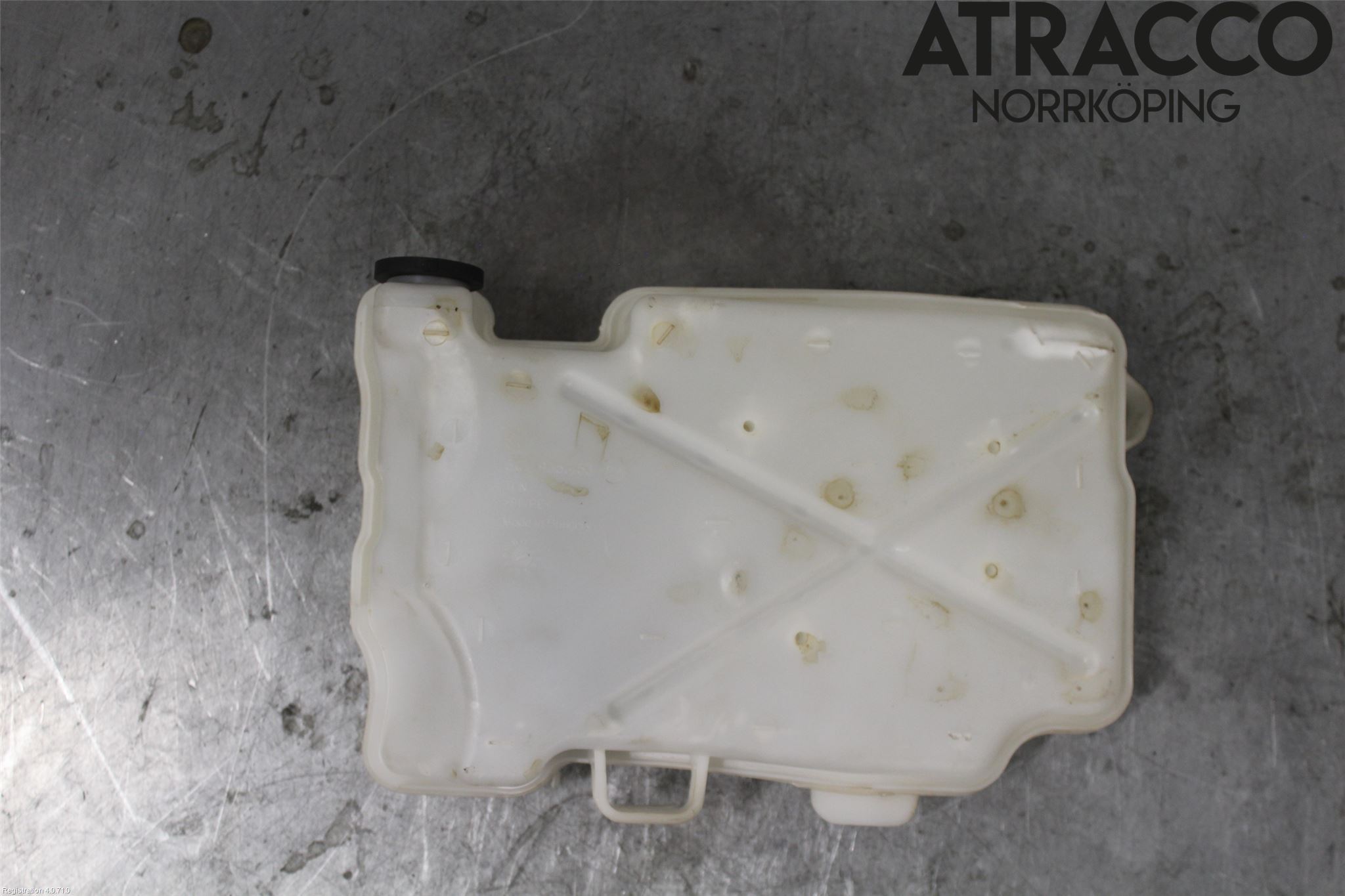 Cupra ATECA 19- Spolartank Vindruta