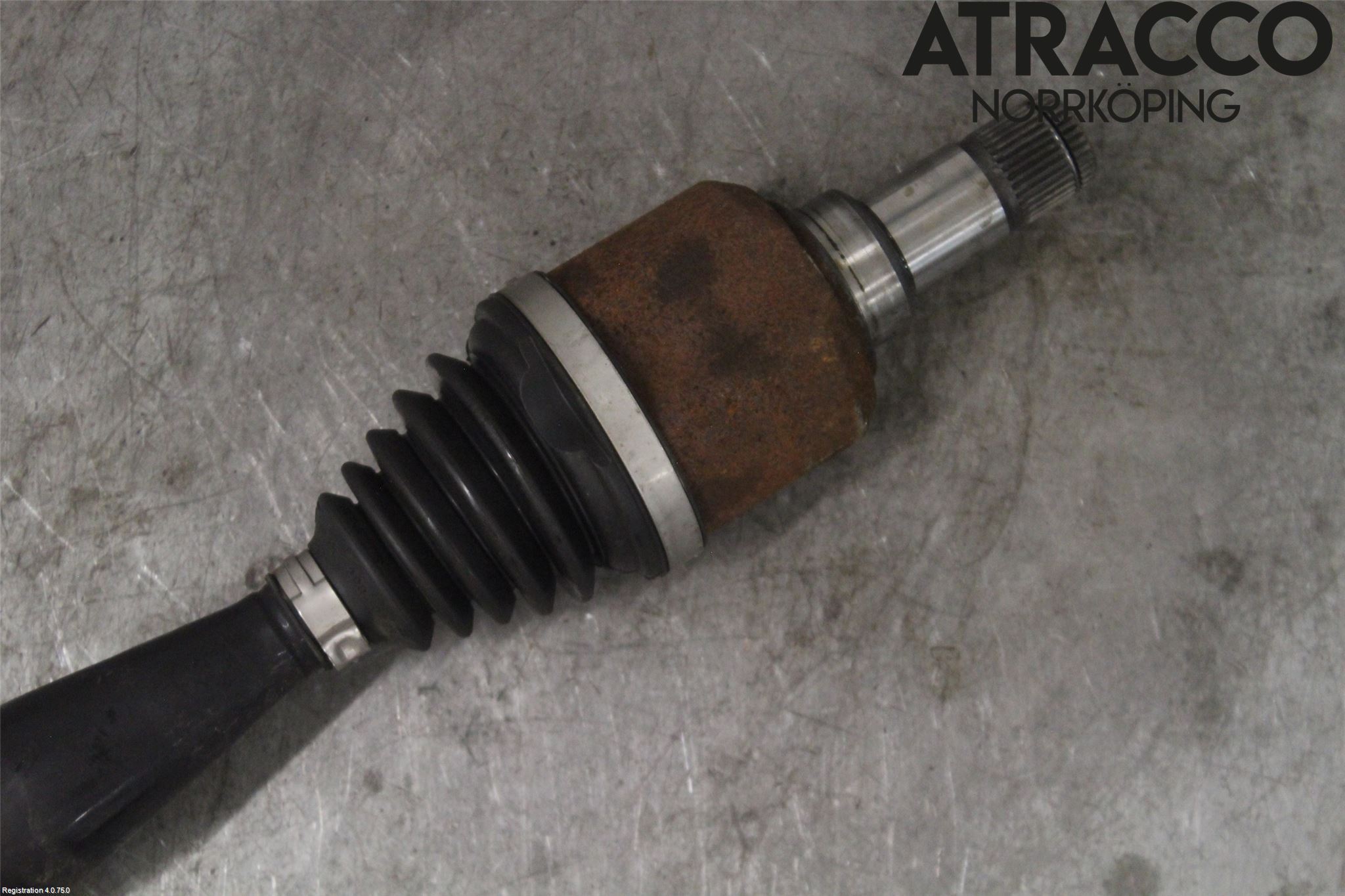 Volkswagen VW POLO VI 18->> Drivaxel Fram Höger