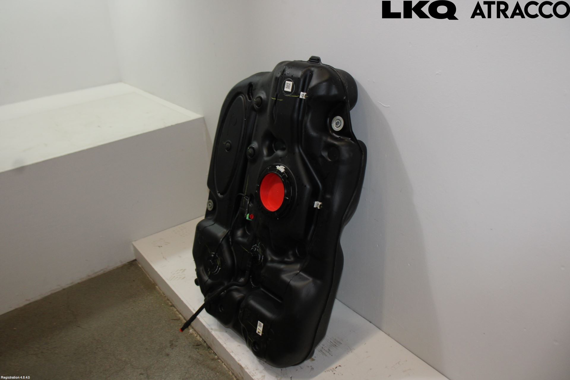 Lexus NX 340h/450h+ 21- Bränsletank