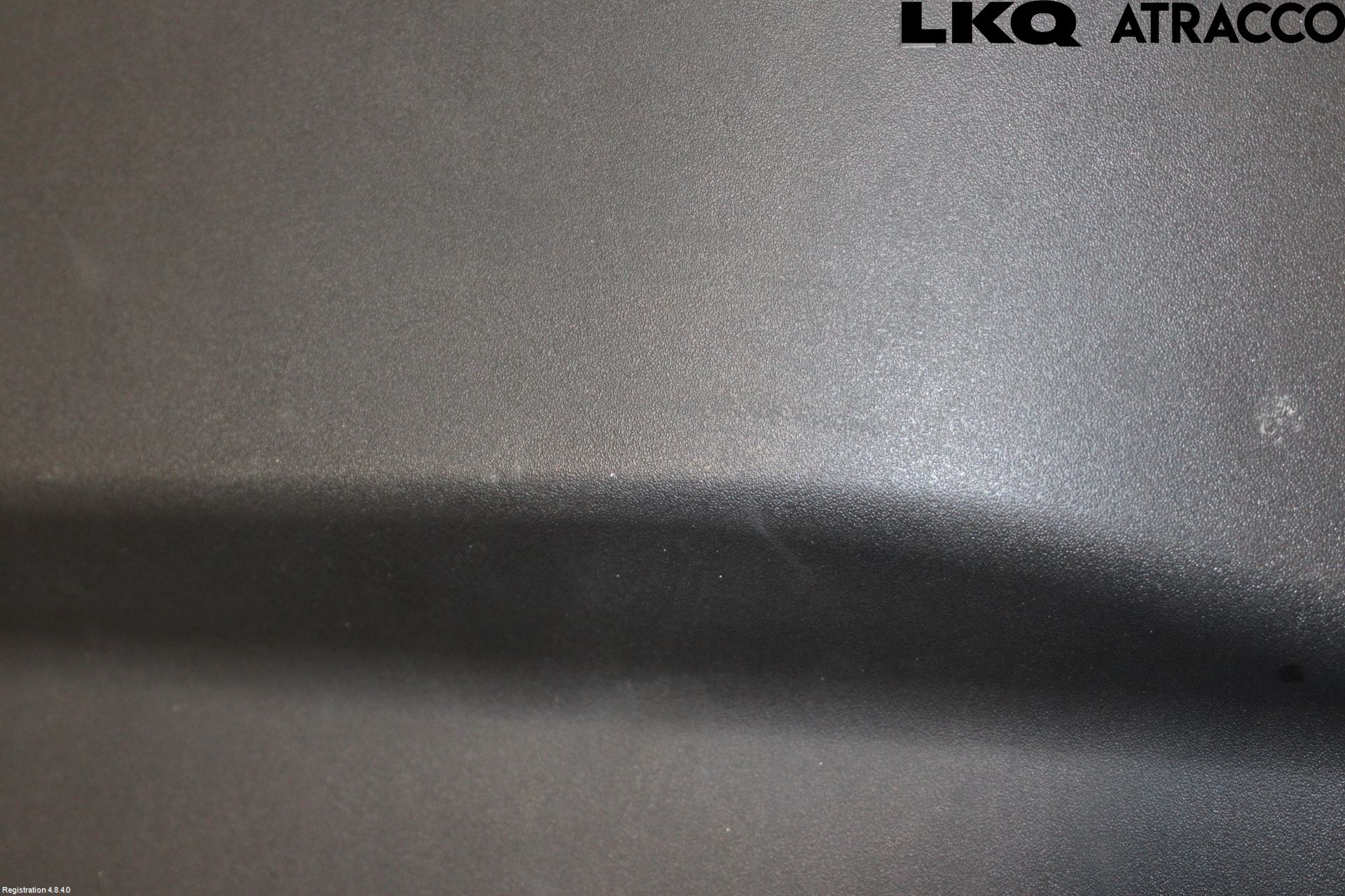 Cadillac ESCALADE Täckplast Front