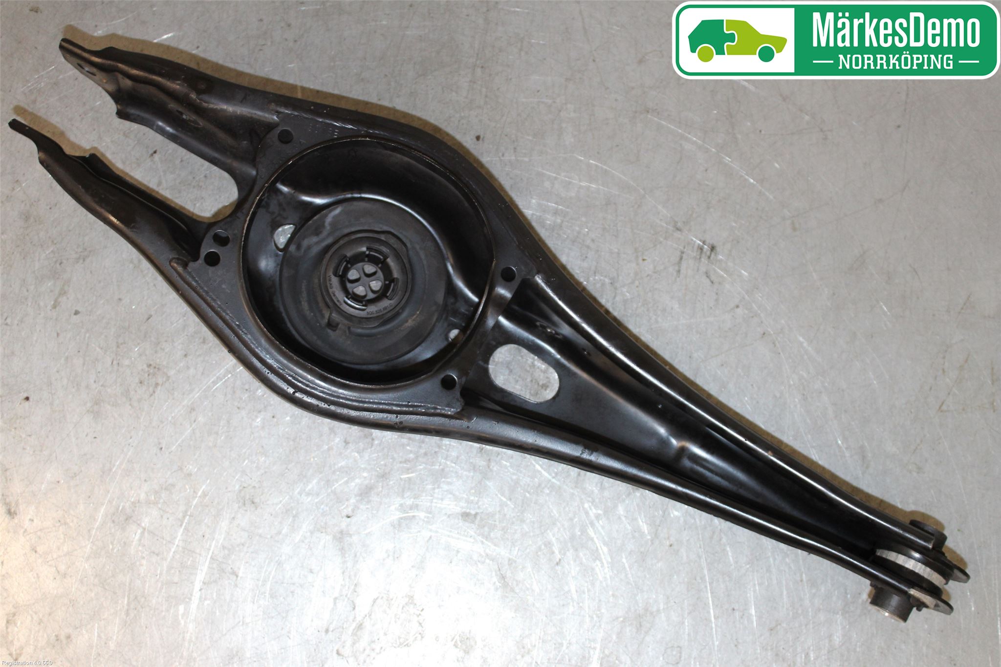 Skoda KODIAQ 17-24 Bärarm Bak Höger