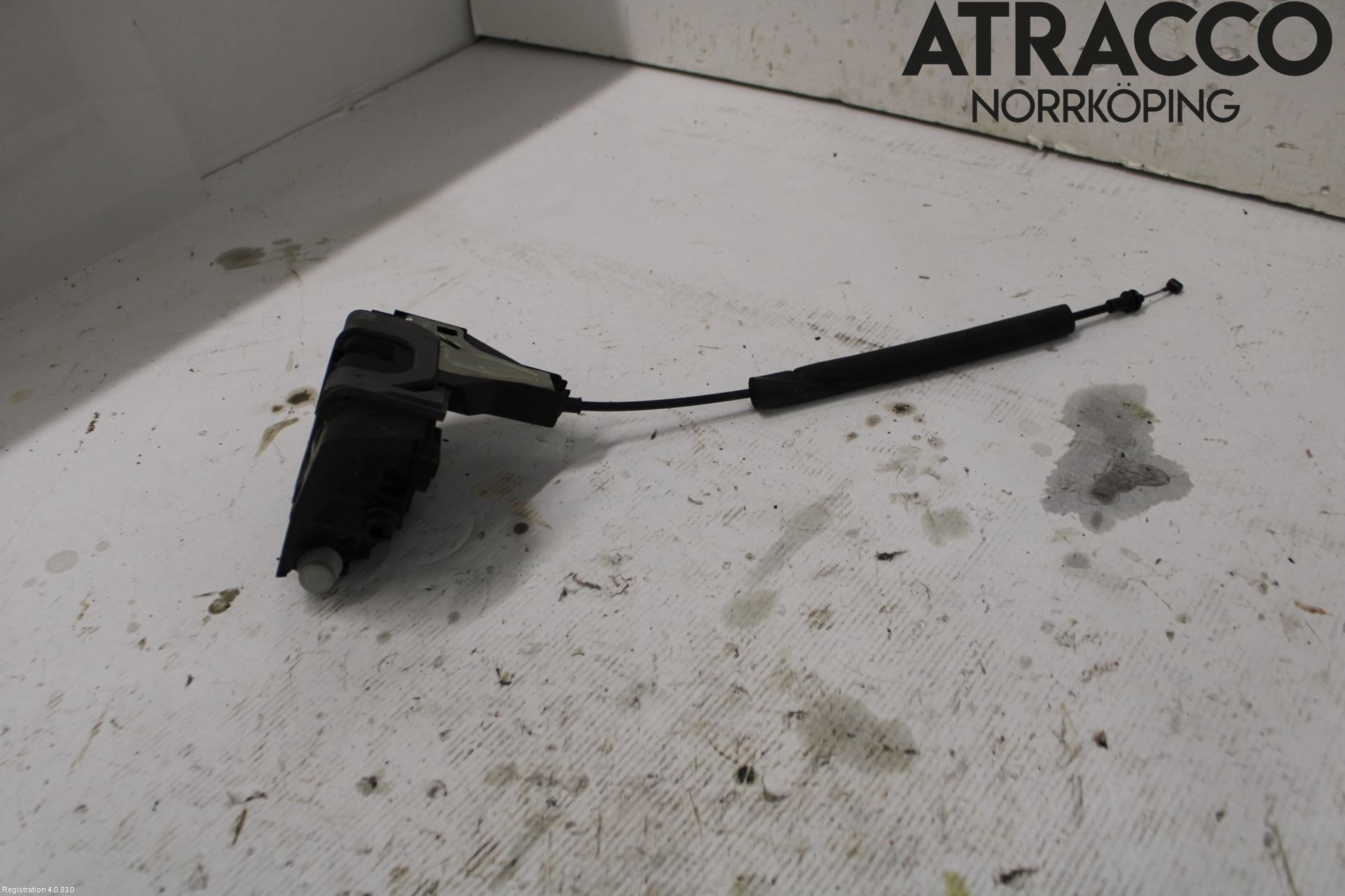 Jaguar I-PACE 18- Låskista-Dörrlås