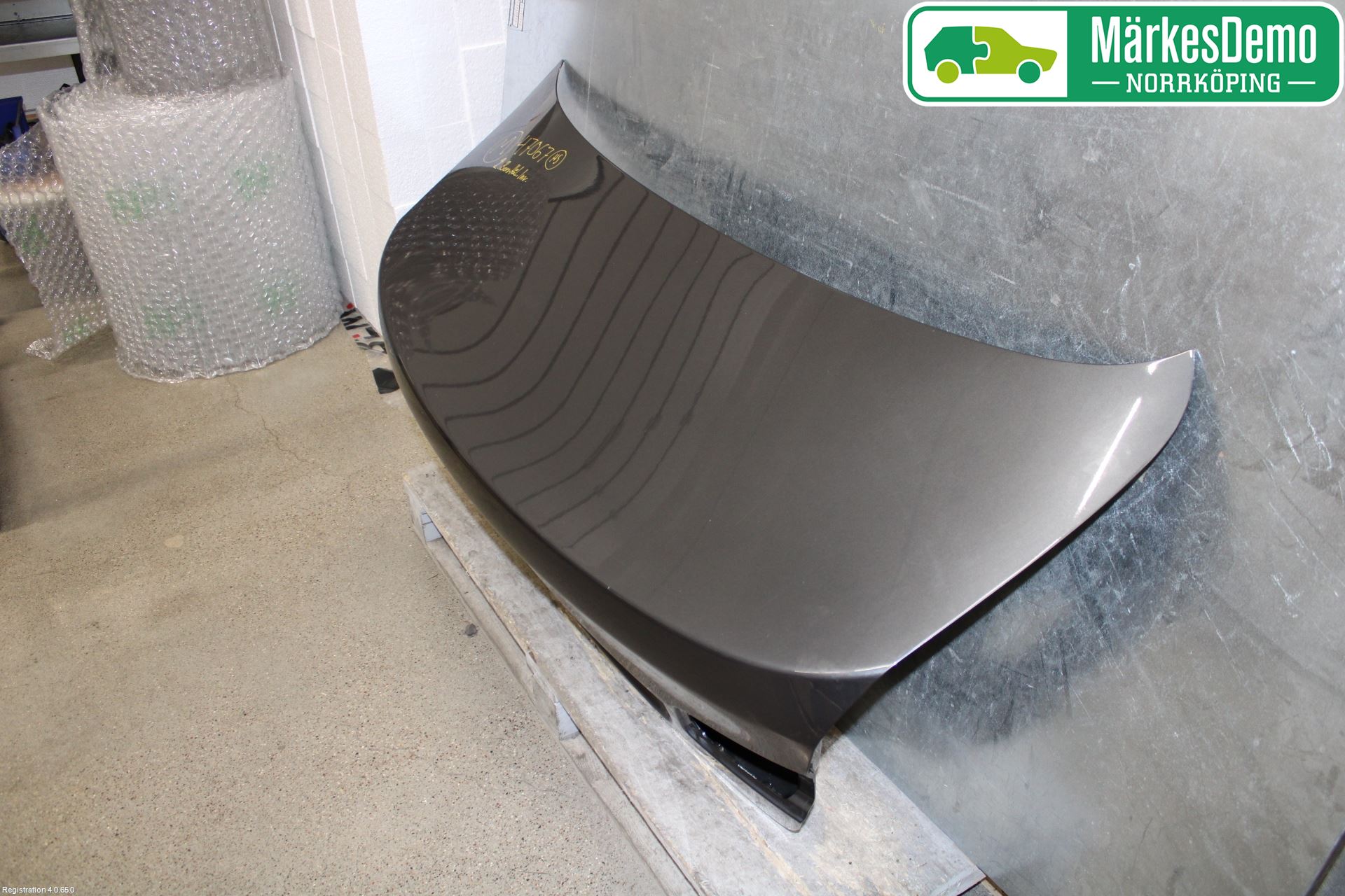 BMW 5 F10/F11/F18 09-17 Baklucka (Ej Med Ruta)