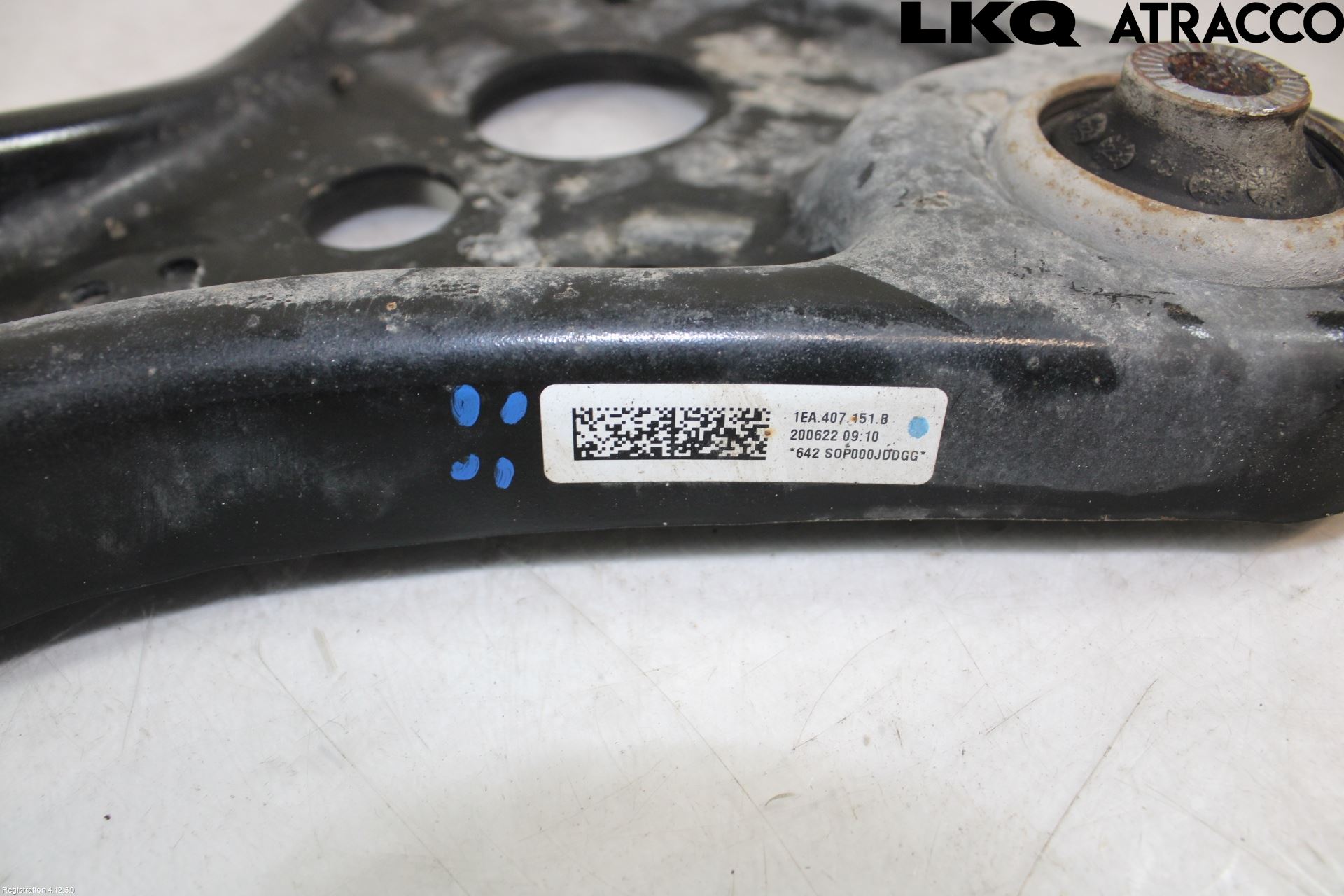 Cupra BORN 22- Bärarm Fram Undre Vä