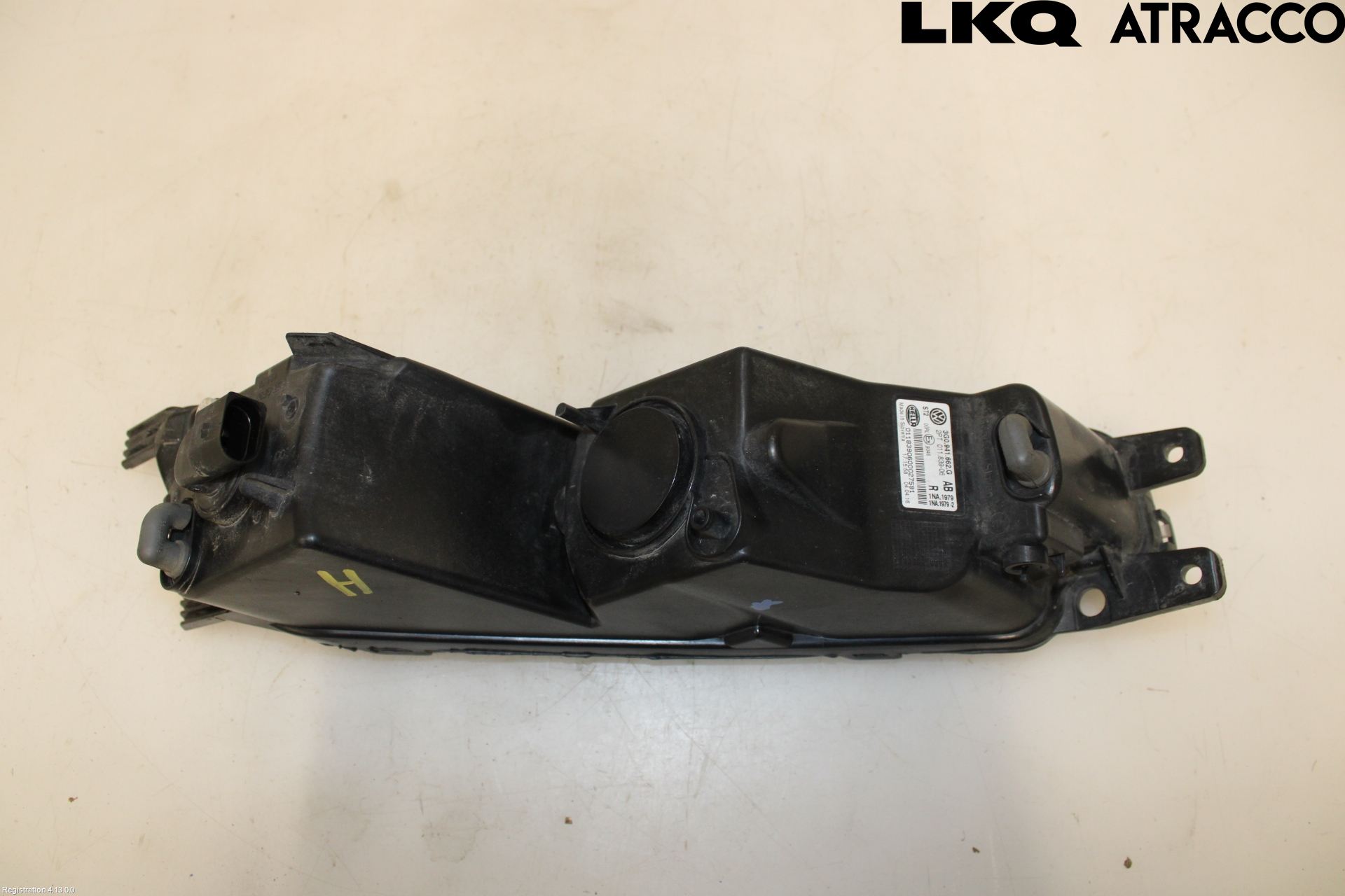 Volkswagen VW PASSAT 15-19 Dimljus-Varselljus Fram