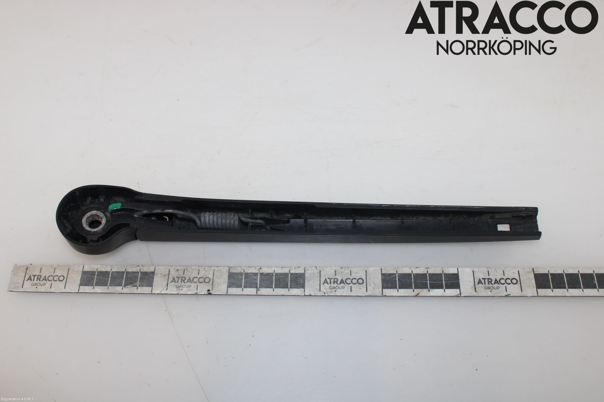 Skoda SUPERB 16-24 Torkararm-Bakruta