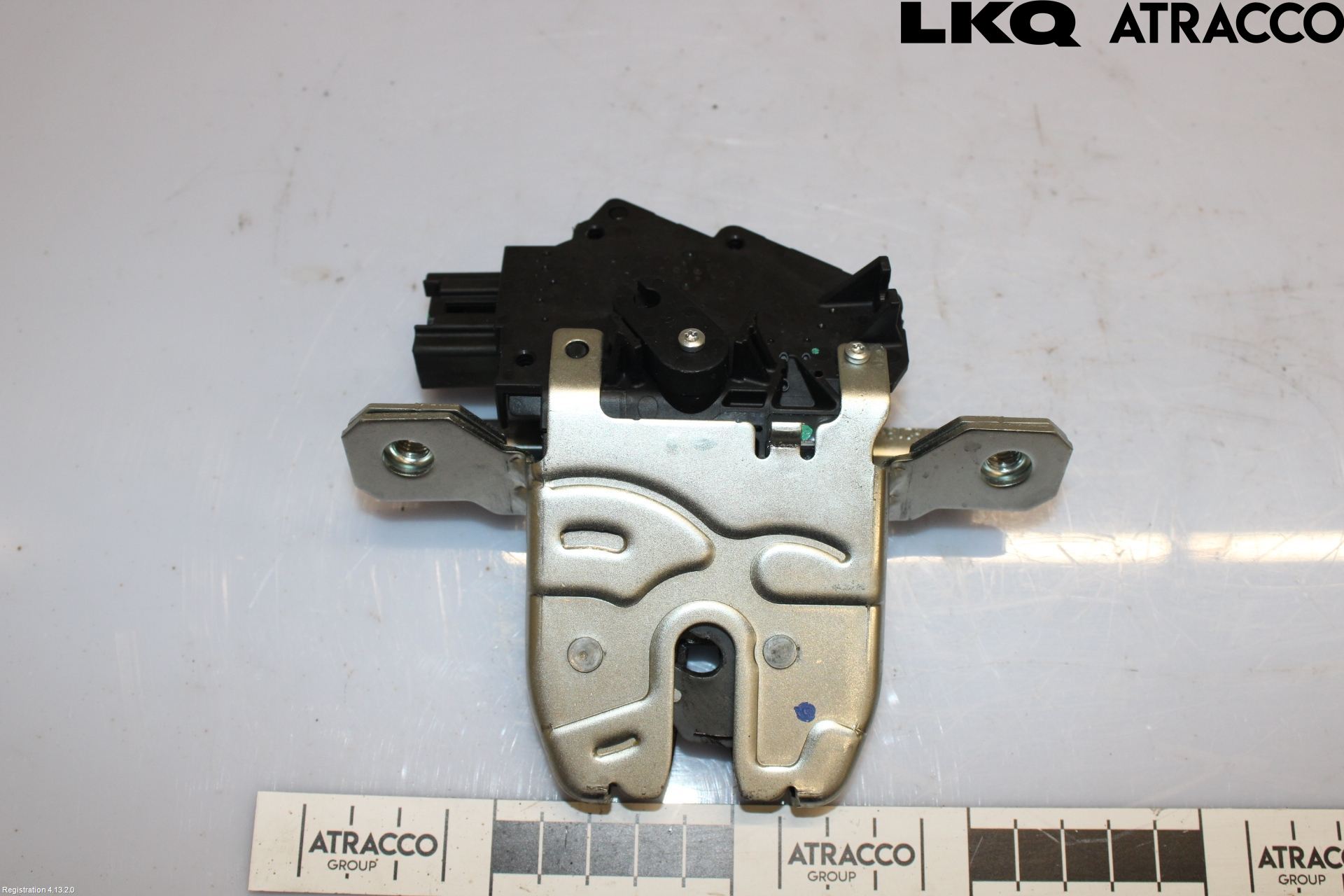 MG ZS EV 20- Låskista Baklucka