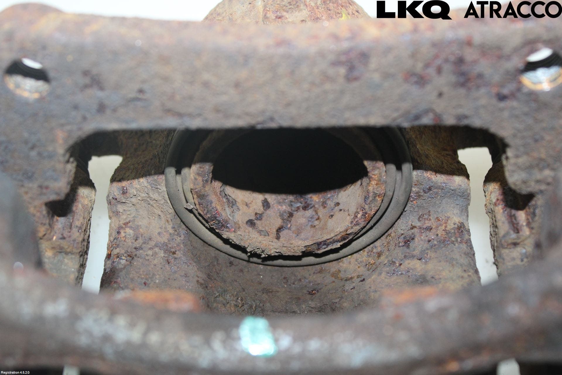 Ford FIESTA 13-17 Bromsok Fram Höger