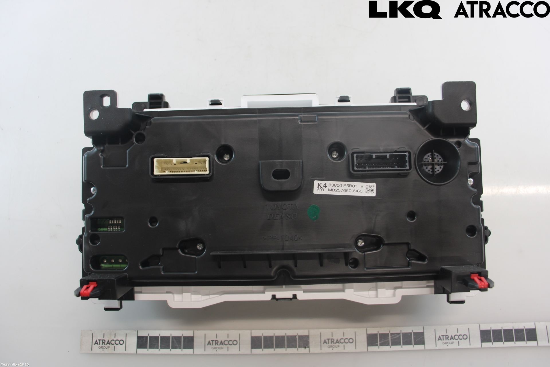 Toyota YARIS CROSS XP21 21- Instrument Komb