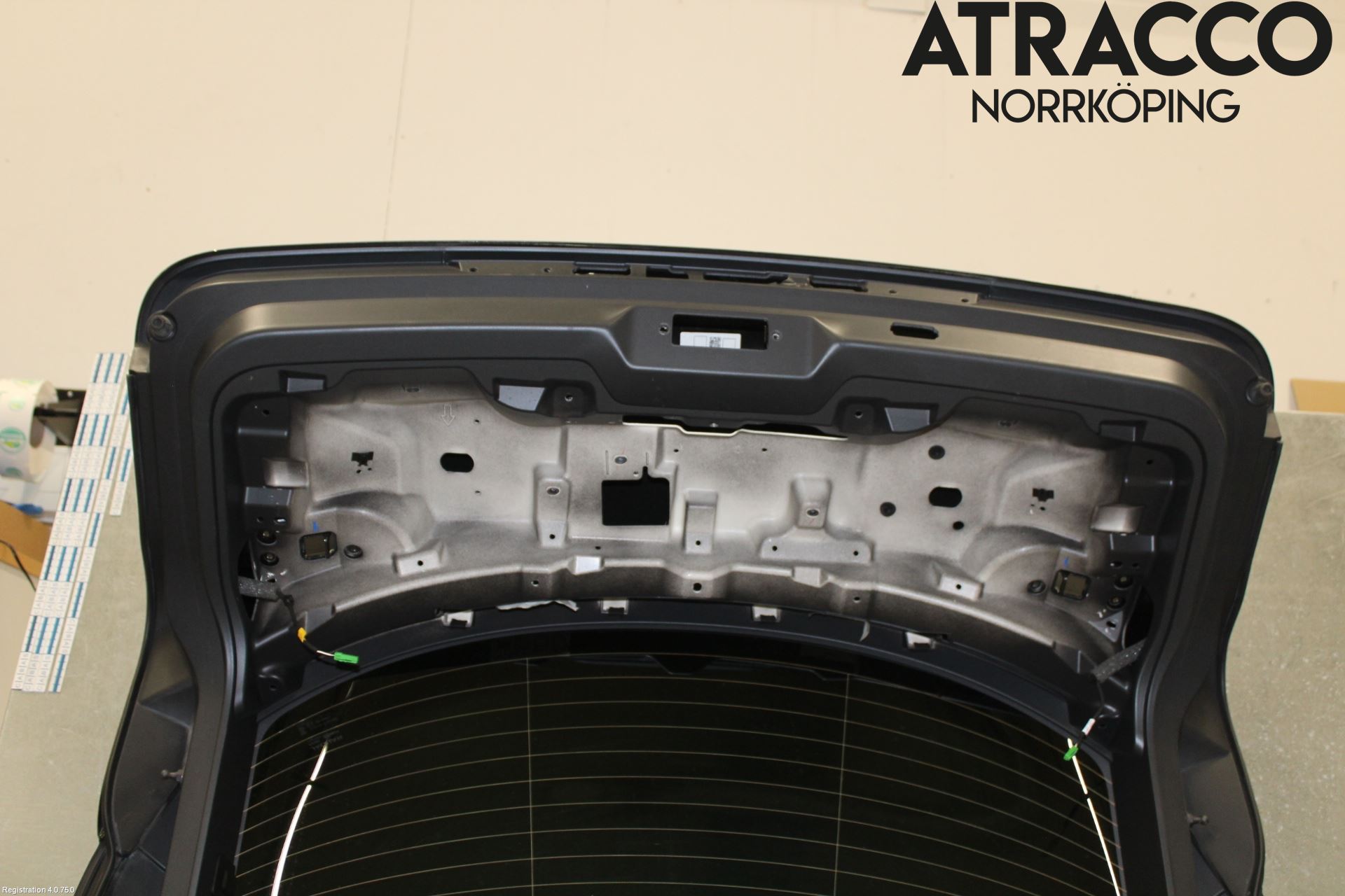 Jaguar I-PACE 18- Baklucka Cc-Kombi-Sedan