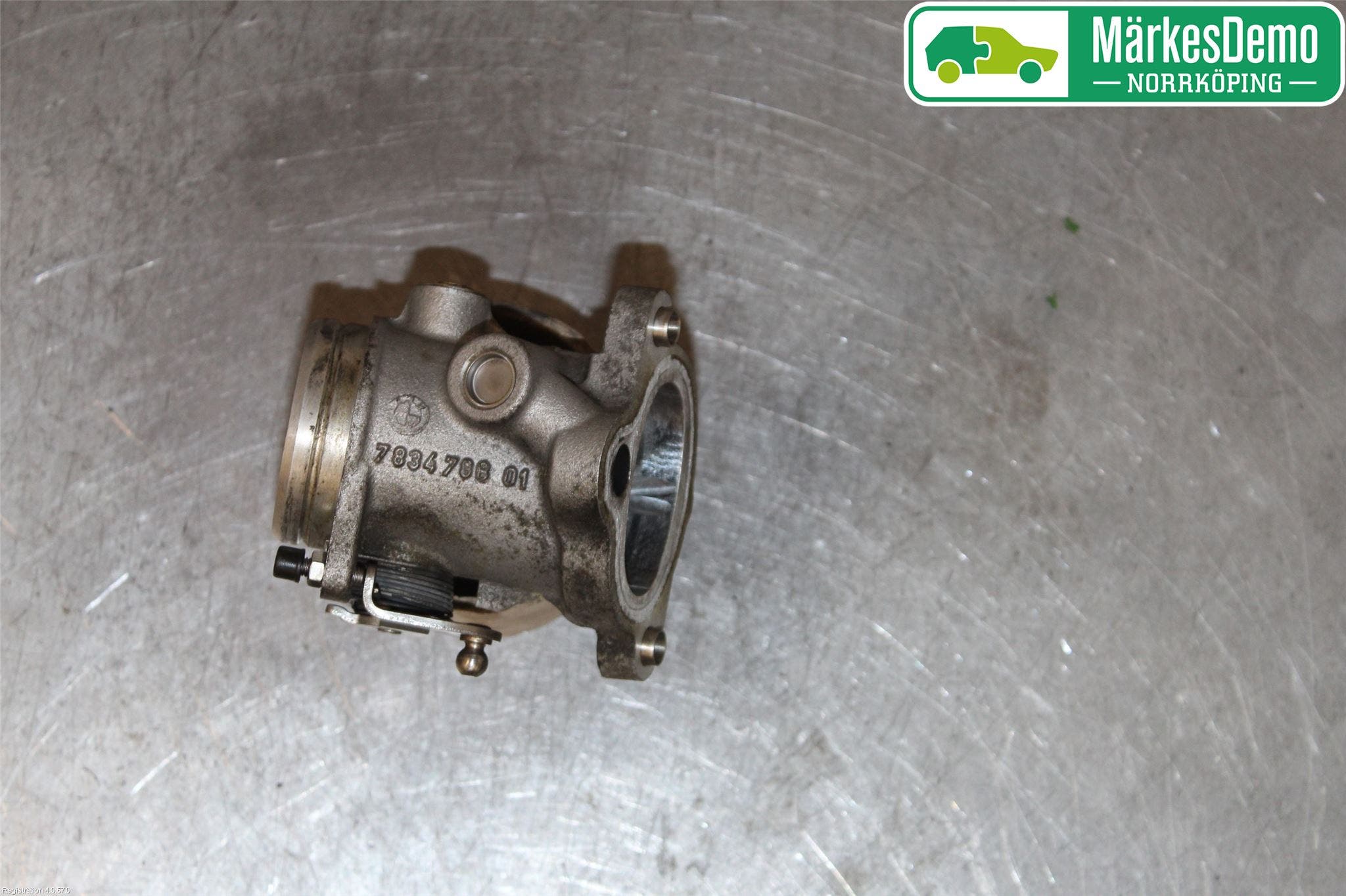 BMW 5 E60/61 Sed/Tou 02-10 Injspjällhus