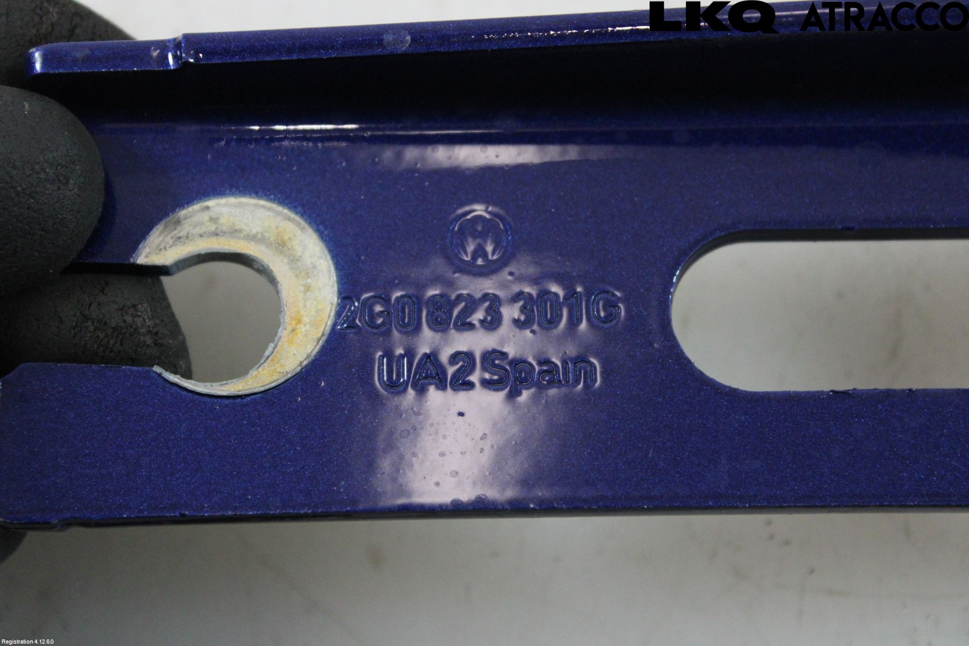 Volkswagen VW TAIGO 22- Huvgångjärn