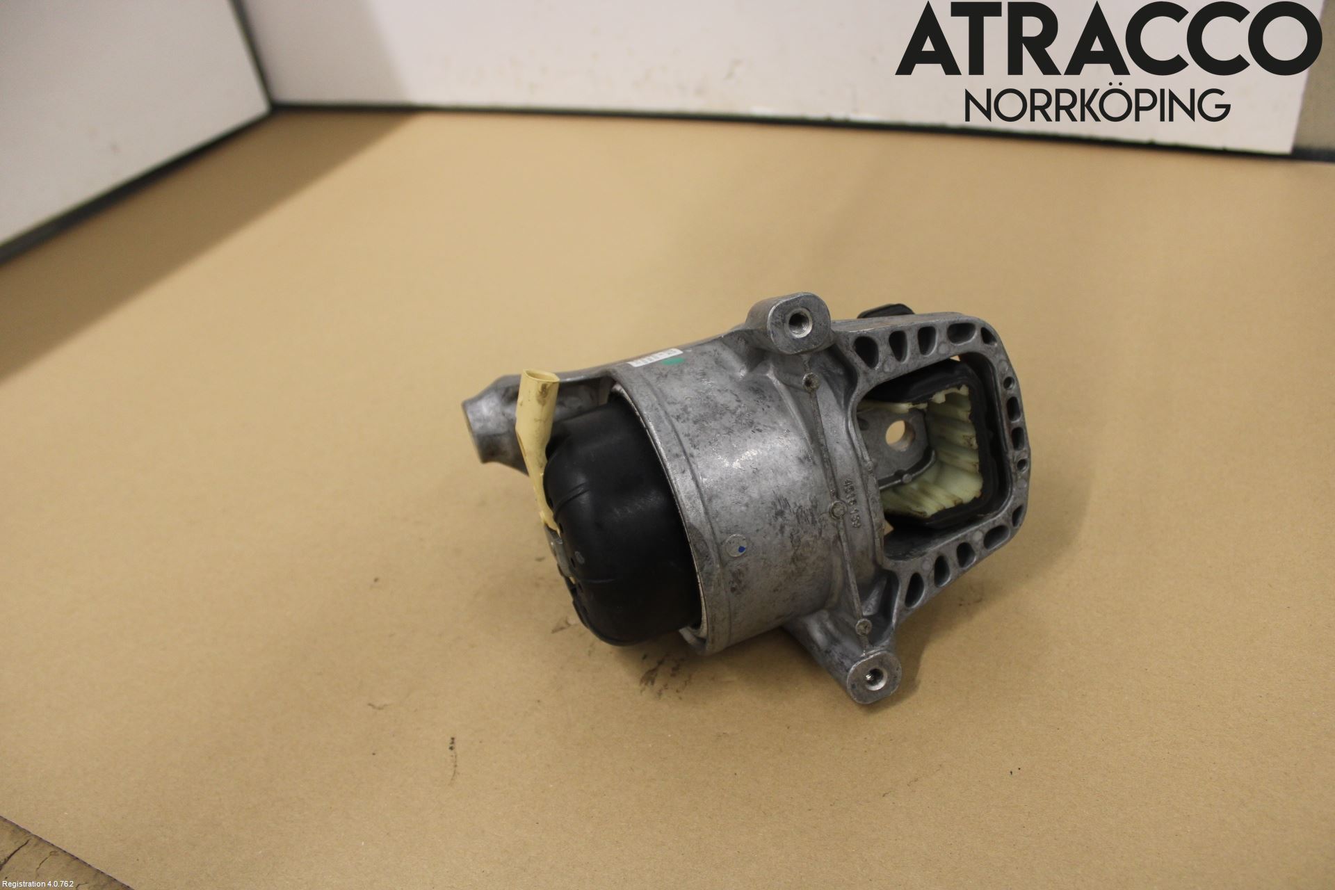 Audi A5 17- Motorfäste