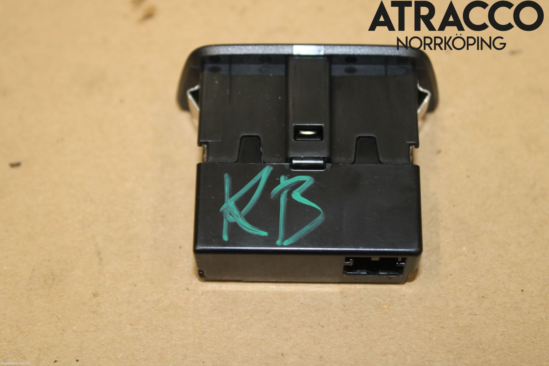 Volkswagen VW GOLF / E-GOLF VIII 20- Usb Connection