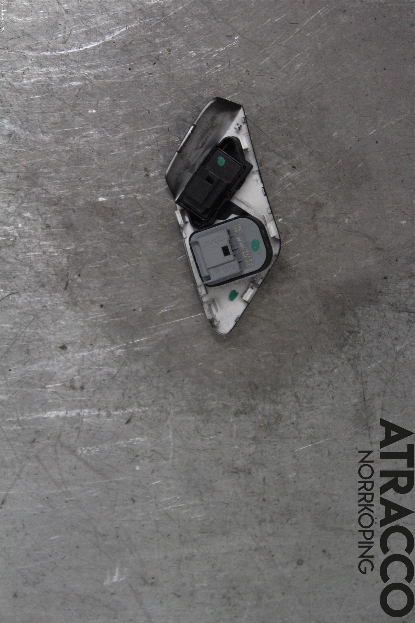 Volkswagen VW GOLF / E-GOLF VII 13-20 Strömställare Spegel